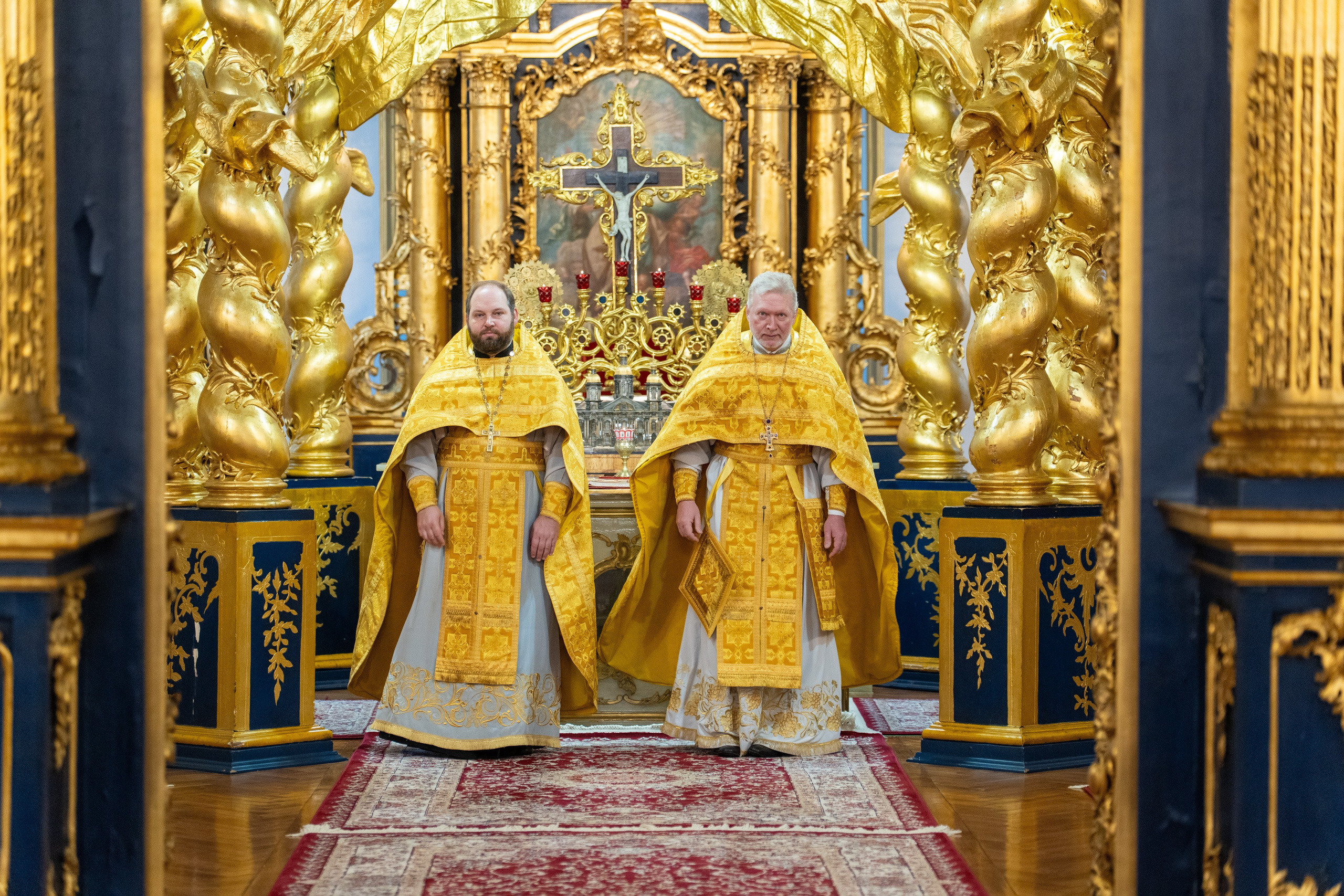 Неделя 20-я по Пятидесятнице. Память святых отцов VII Вселенского Собора. Иверской иконы Божией Матери. НИКОЛО-БОГОЯВЛЕНСКИЙ МОРСКОЙ СОБОР