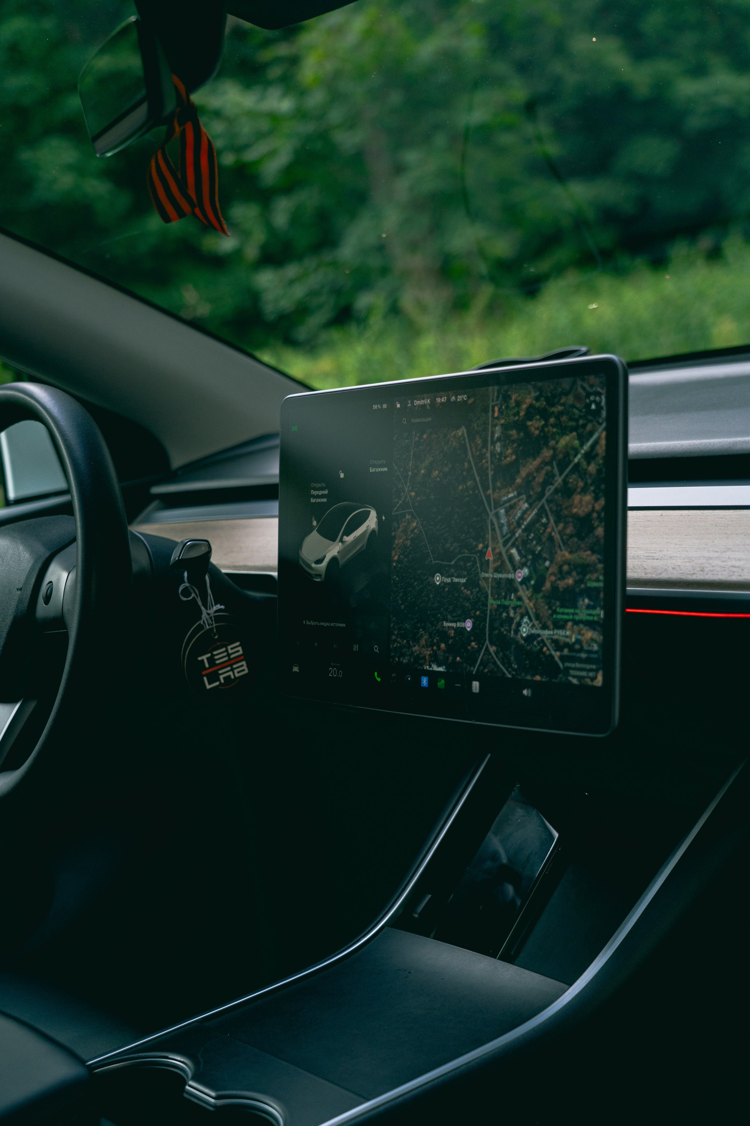 Tesla (Фото для продажи). Портретный и автомобильный фотограф в Санкт-Петербурге Евгений Черепанов