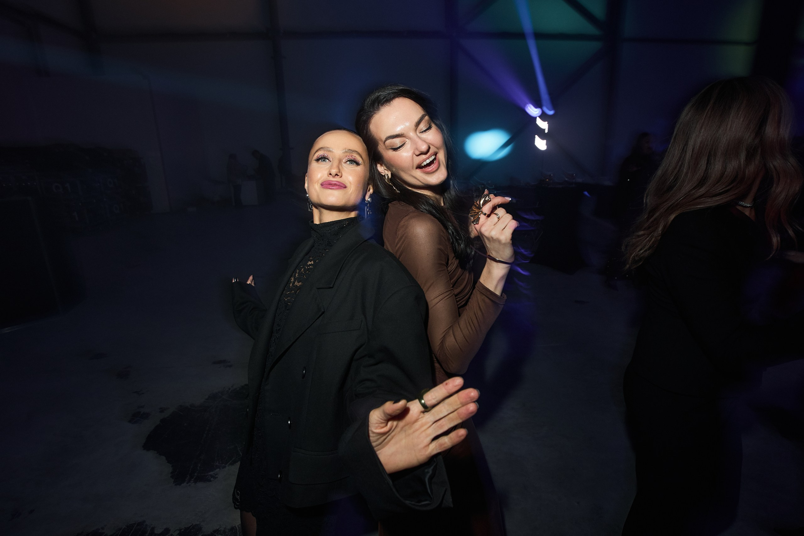 Уральская Кровельная. Свадебный фотограф Челябинск, Екатеринбург, Курган — Виктор Слуднов