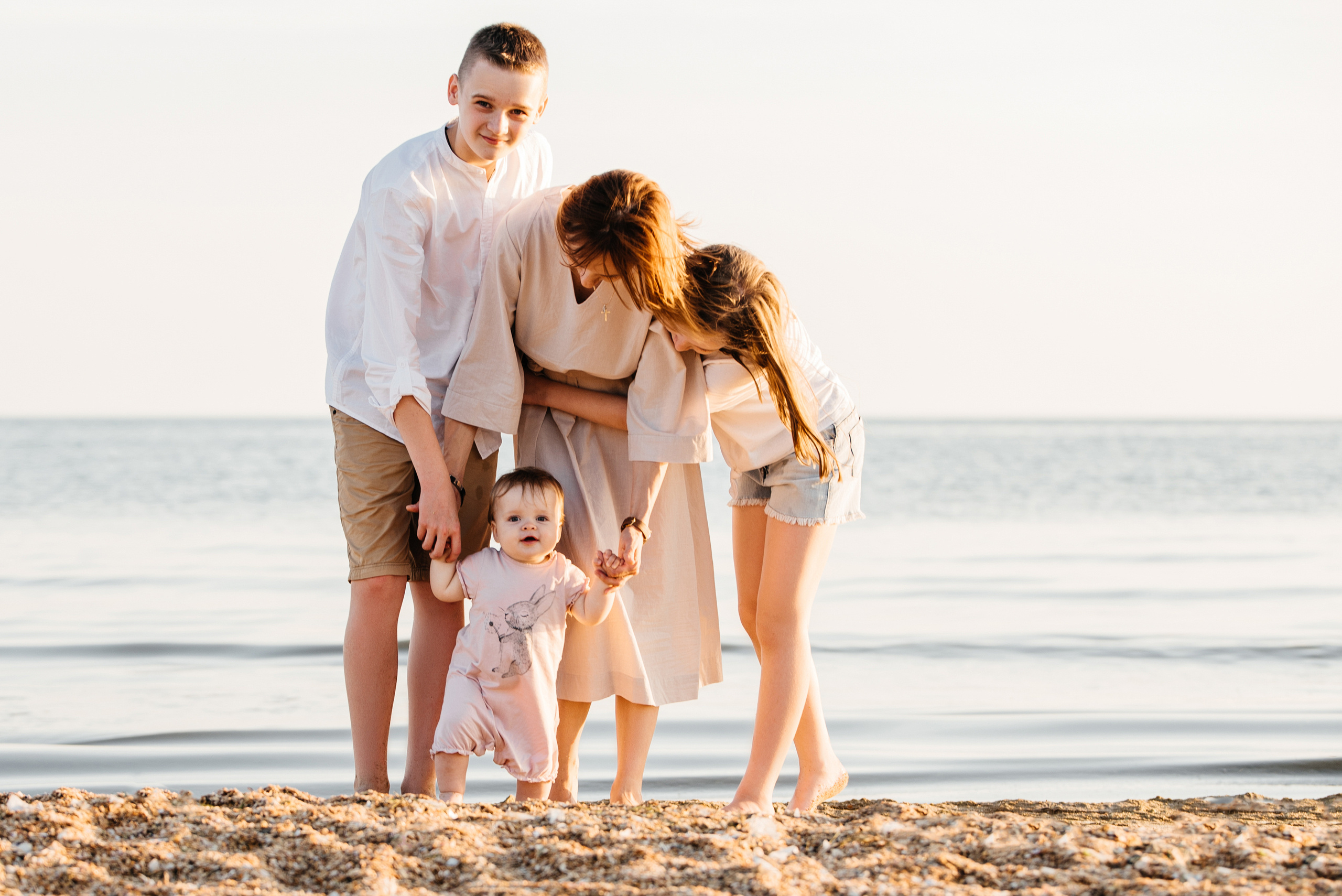 Family. Wedding photographers Alex Abramyan