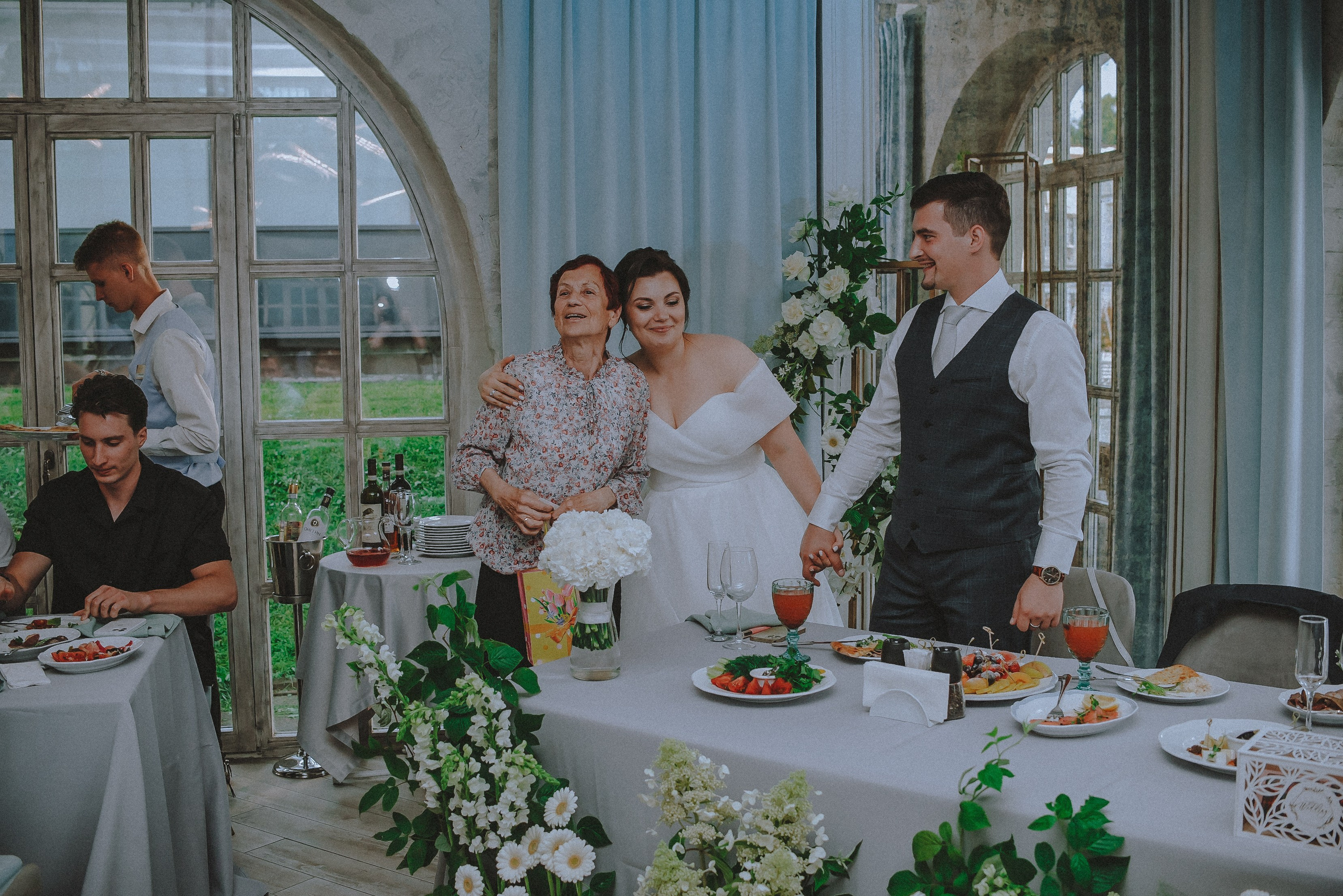 Love.com: Главная страница нашего счастья. Свадебный и семейный фотограф в Москве Сажина Кристина КиМ. Свадебный оператор в Москве Сажин Максим