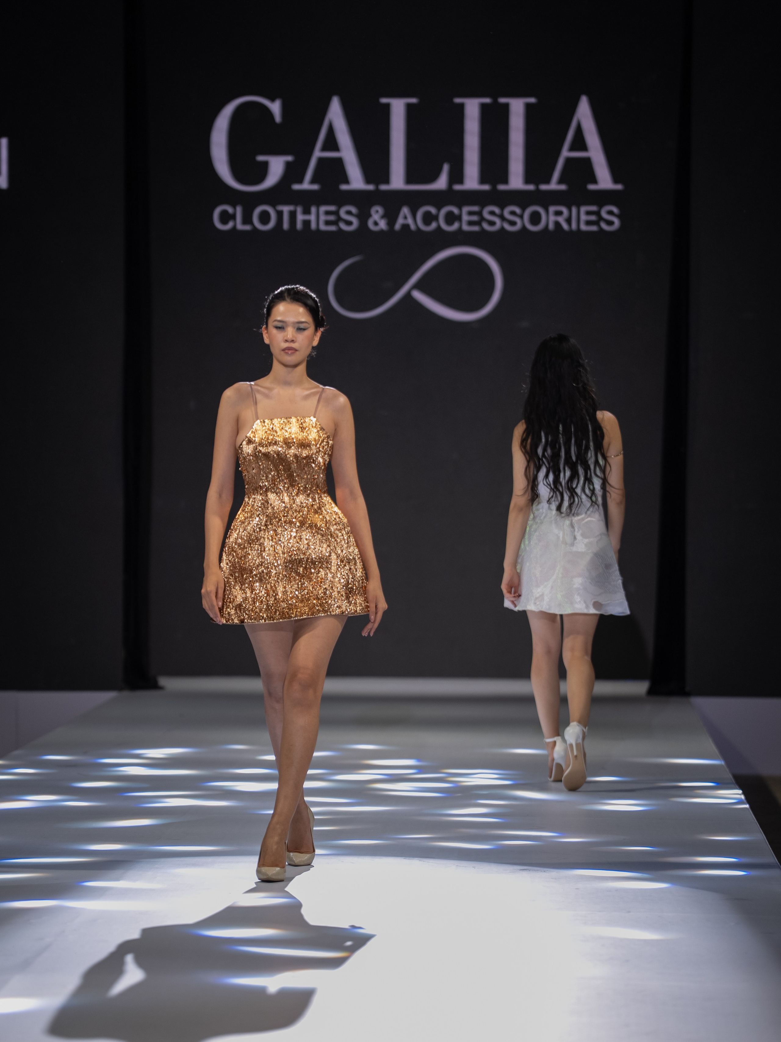 EURASIAN FASHION WEEK Galia. Сайт Алматинского НЮ АРТ, будуар и фэшн фотографа Дениса Карпенко