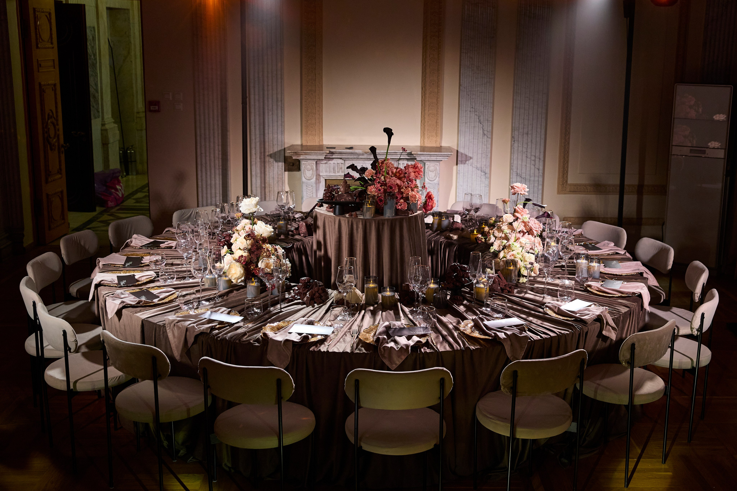 Особняк Ермолинского. Свадебный фотограф Анастасия Казакова