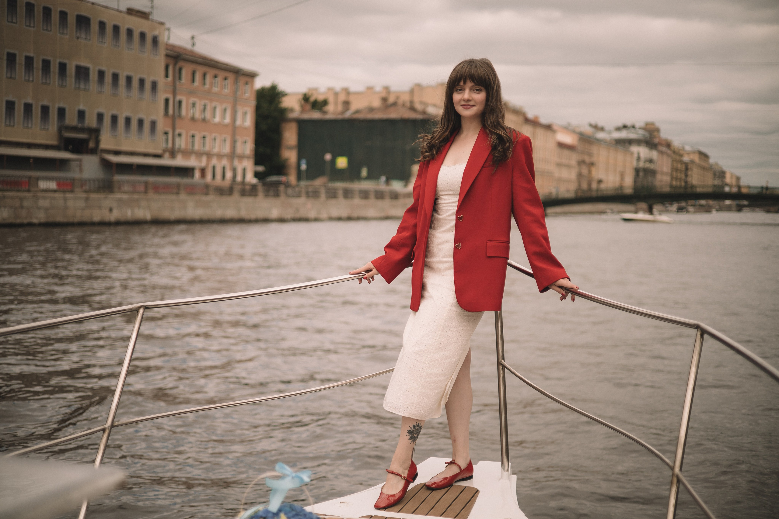 День Рождения на катере. Семейный фотограф в Санкт-Петербурге. Запечатление мгновений и ярких воспоминаний в Вашей жизни