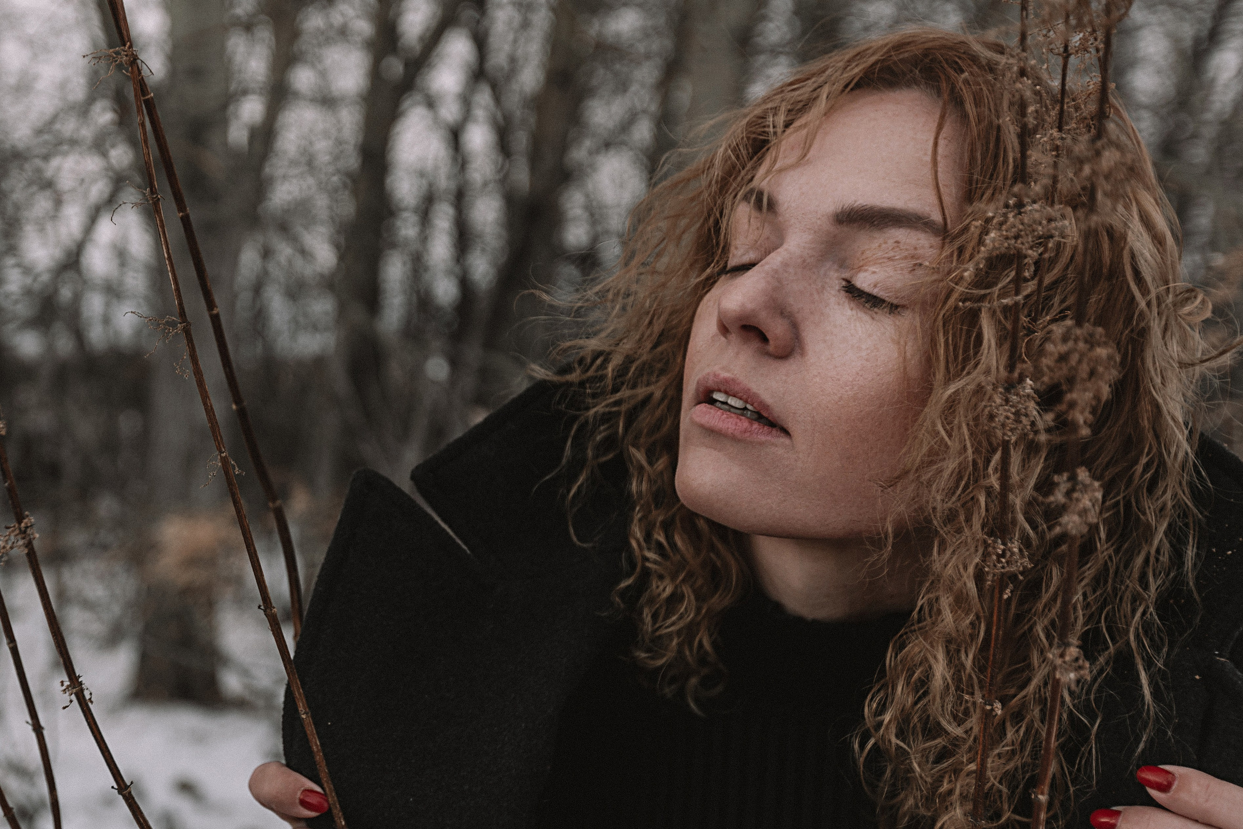 Меланхолия (поле). Семейный фотограф Тюмень, фотограф на роды Салмина Мария