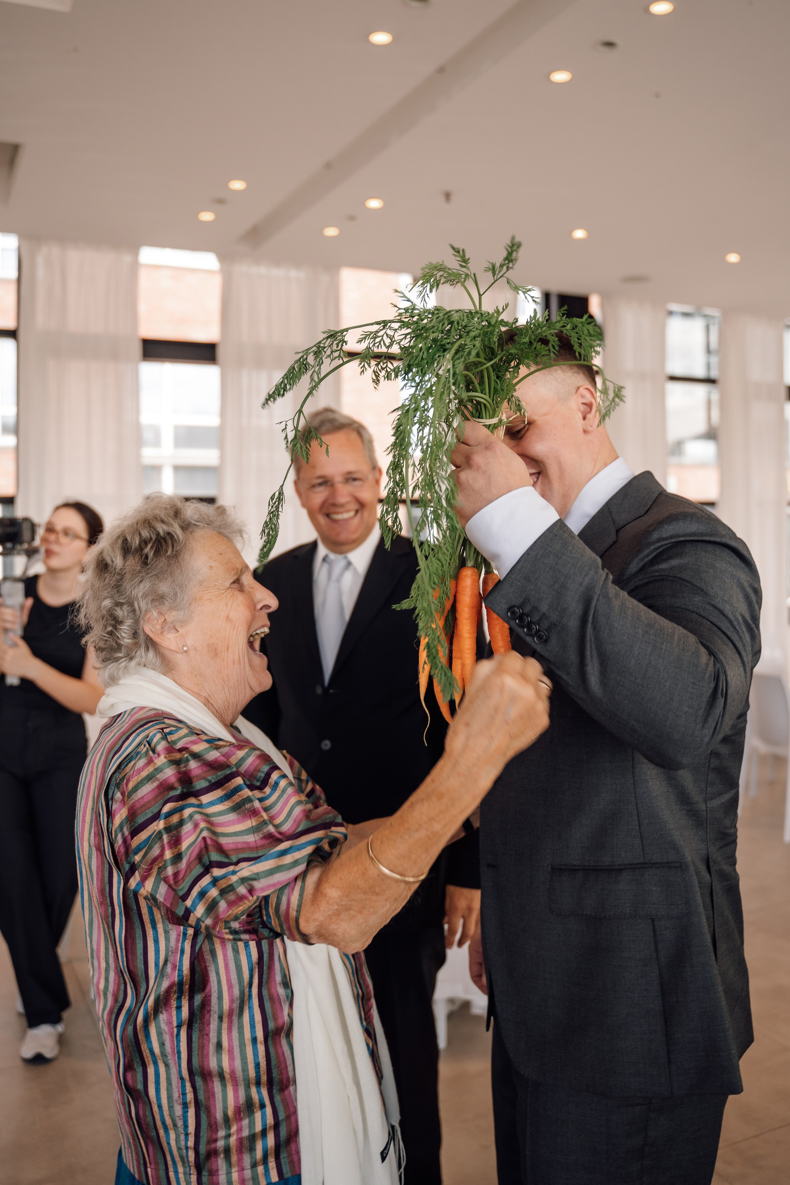 KYIAL&SWORN. Anastasiia Vainer – Hochzeits- und Porträtfotografin in Deutschland und ganz Europa