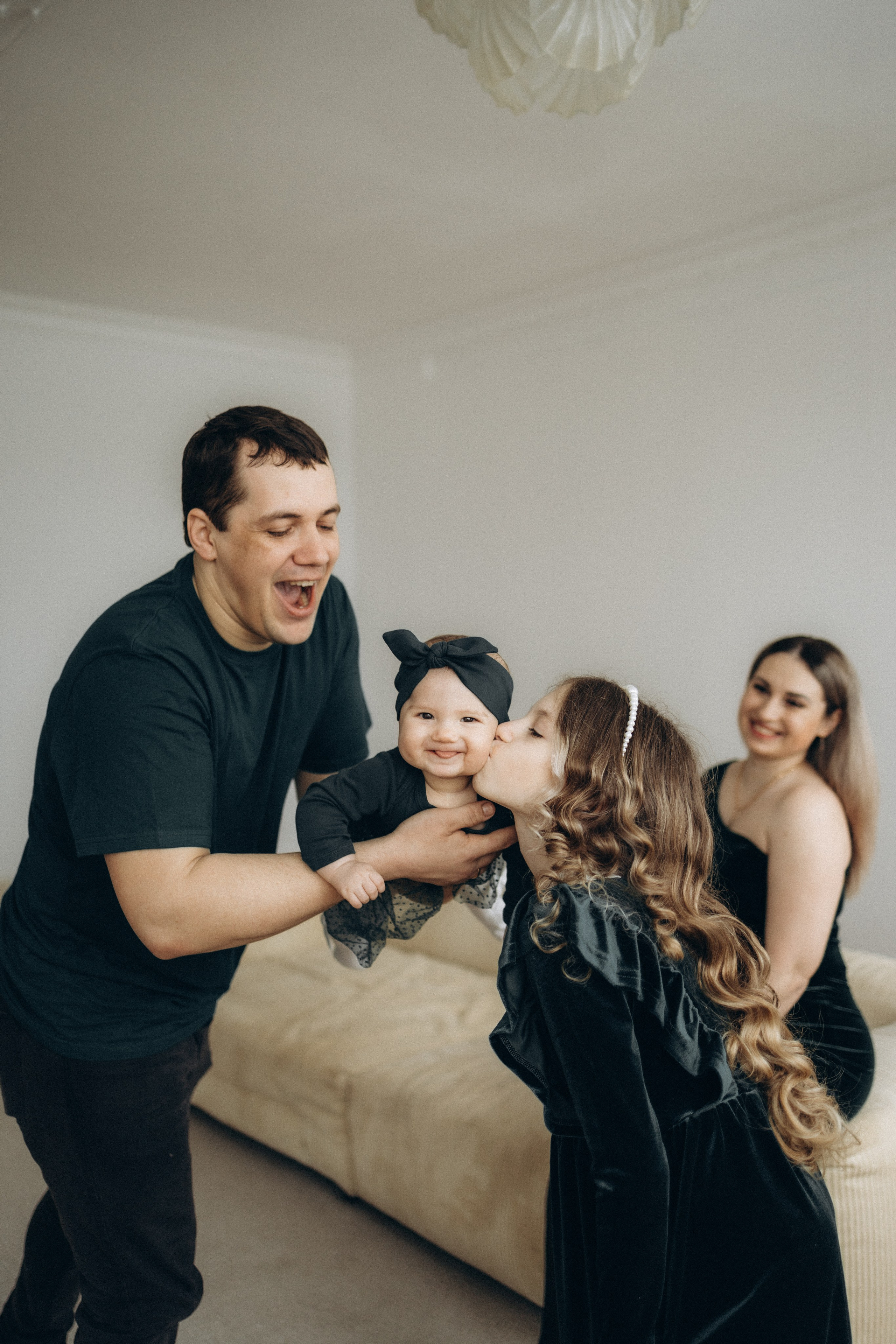 Студийная семейная фотосъемка (6.04.2025) г. Обнинск (Калужская обл.). Надежда Стар семейный и церковный фотограф в Жукове и Калужской области