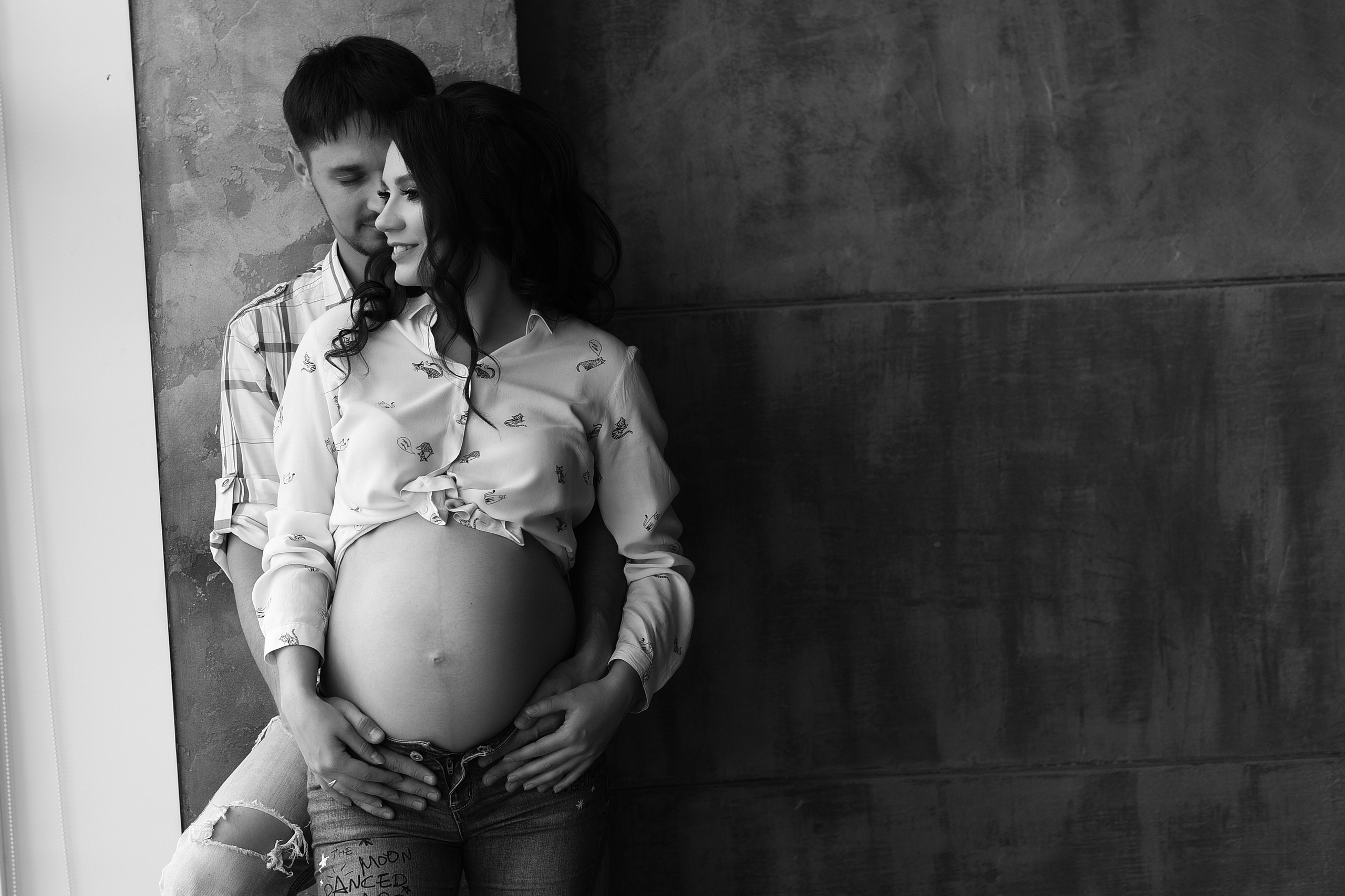 Фотосессия беременности студийная съемка. Свадебный, семейный, детский, контент фотограф в Омске Максим Ильин