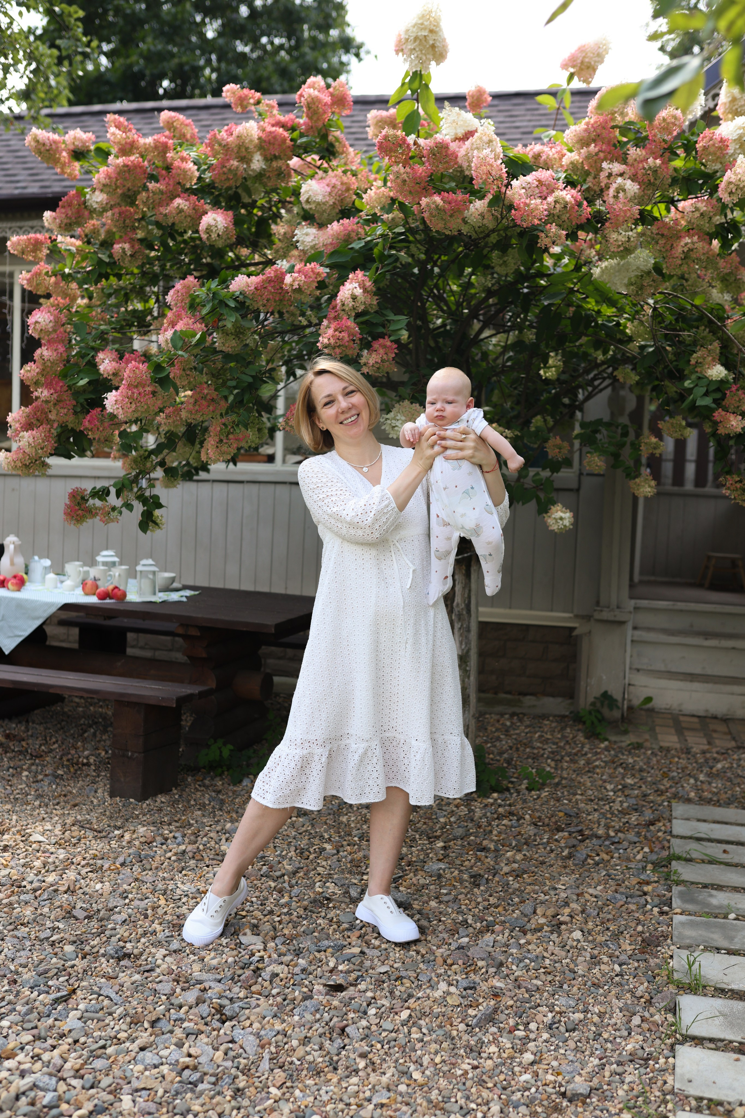 Семейная фотосессия в загородной студии. Фотограф в Железнодорожном и Балашихе