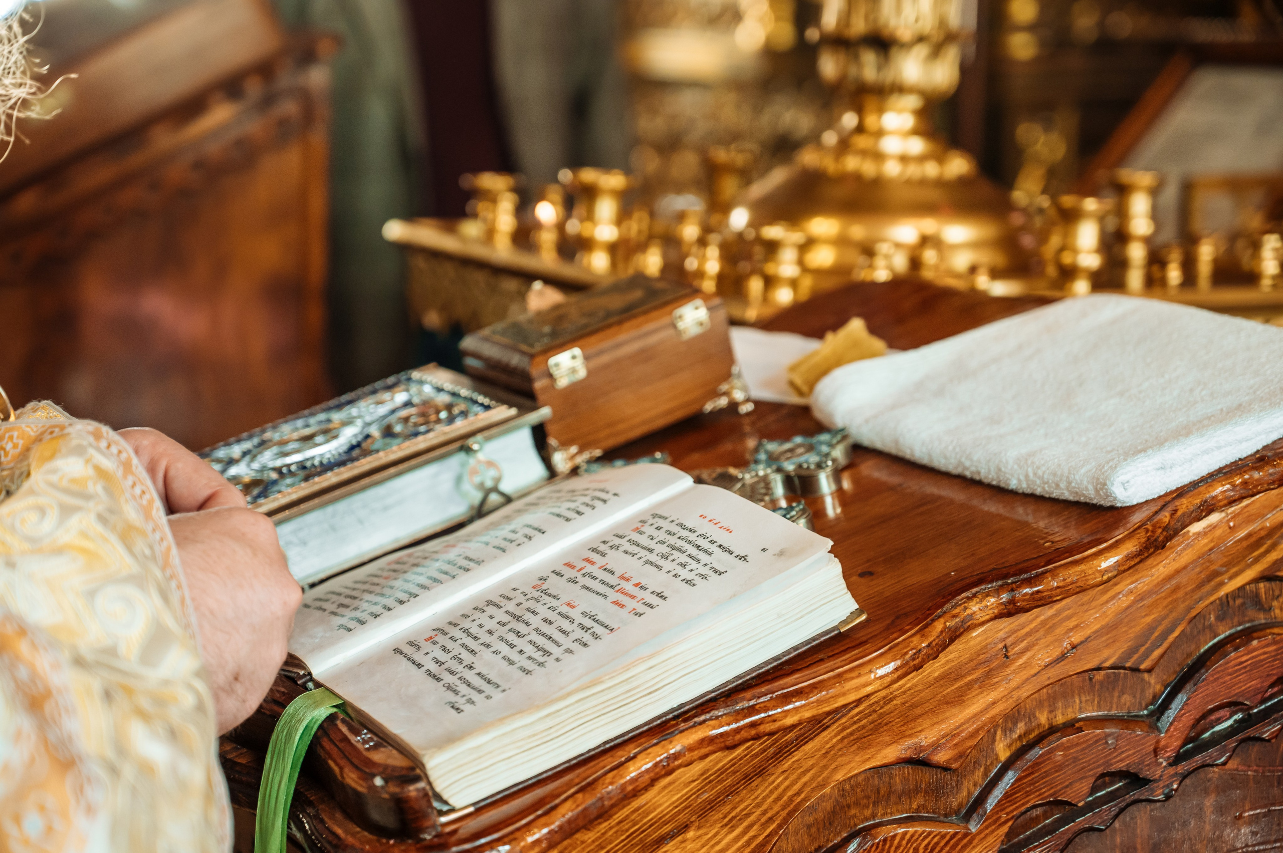 Фотосъёмка крещения. Анастасия Петрович фотограф, фотокорреспондент в Москве и Санкт-Петербурге. Фотосъёмка репортажа, мероприятия, корпоративная съёмка, контент