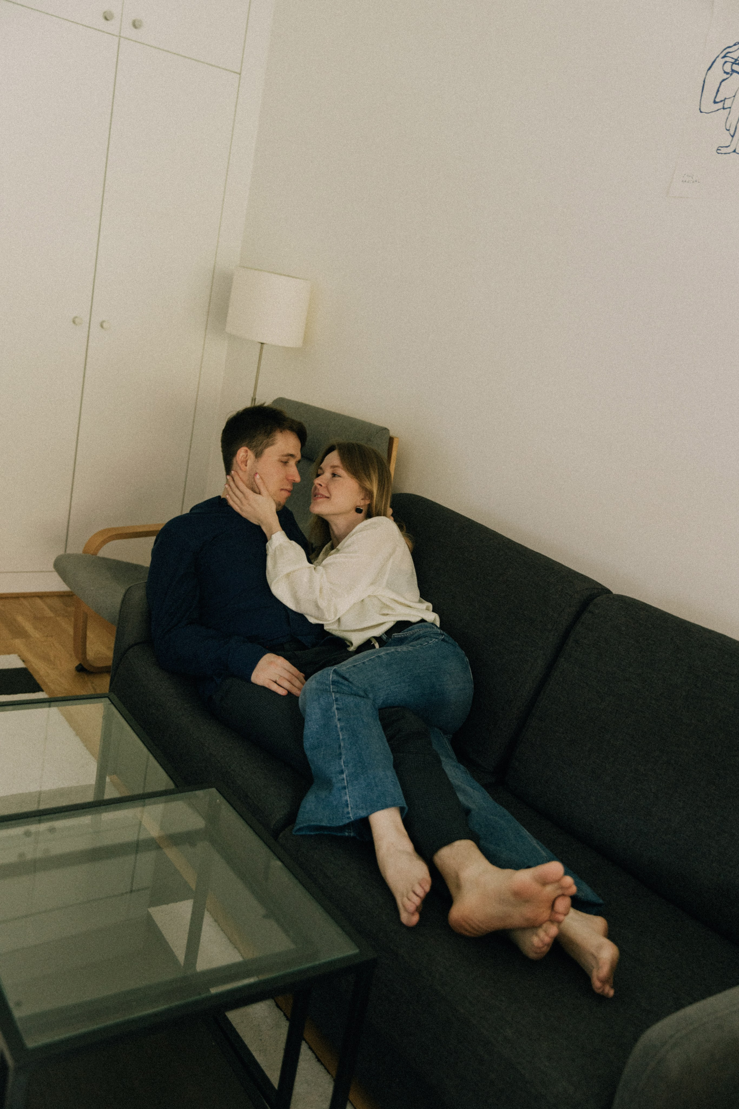 Love comes in the spring. Photographer in Paris