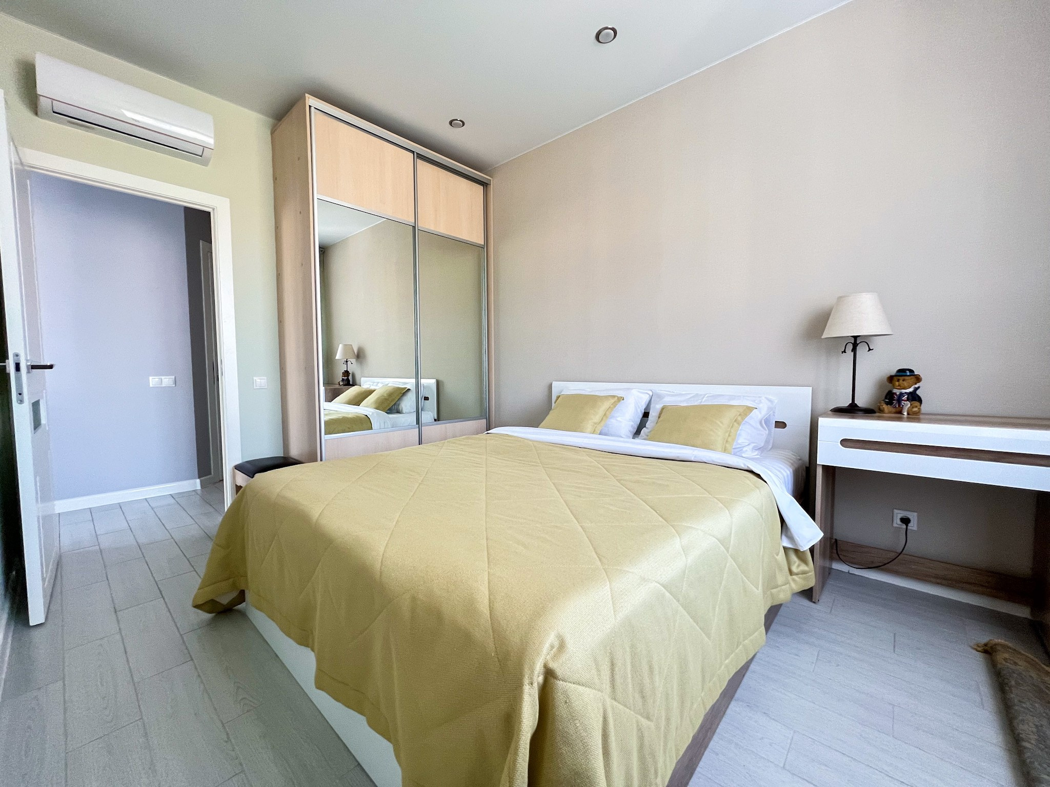 Прекрасная, стильная 2-комнатная квартира в центральном районе Сочи!. Квартиры посуточно, длительно в Сочи, LARA APART GROUP