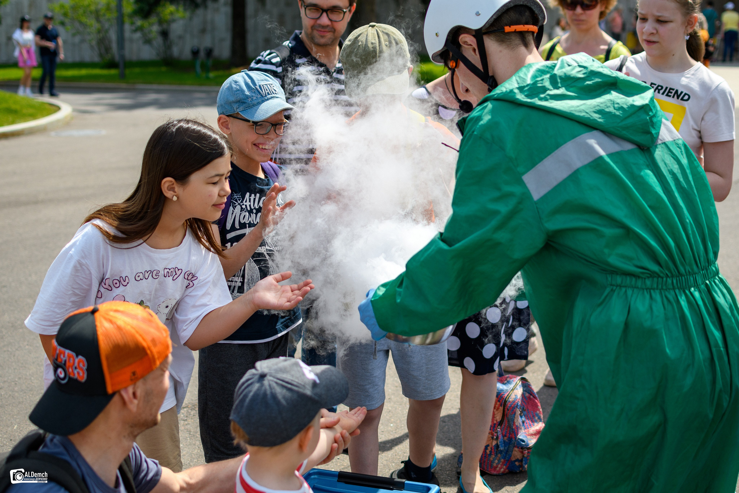 День защиты детей Терракотовая армия в Москве на ВДНХ фото