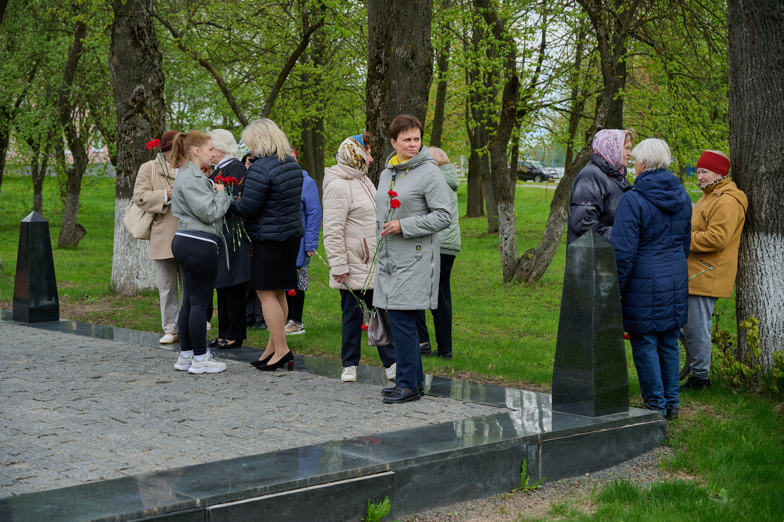 Памяти подвигу Кремлевских курсантов. Ярополец. Фотограф Роман Адлер