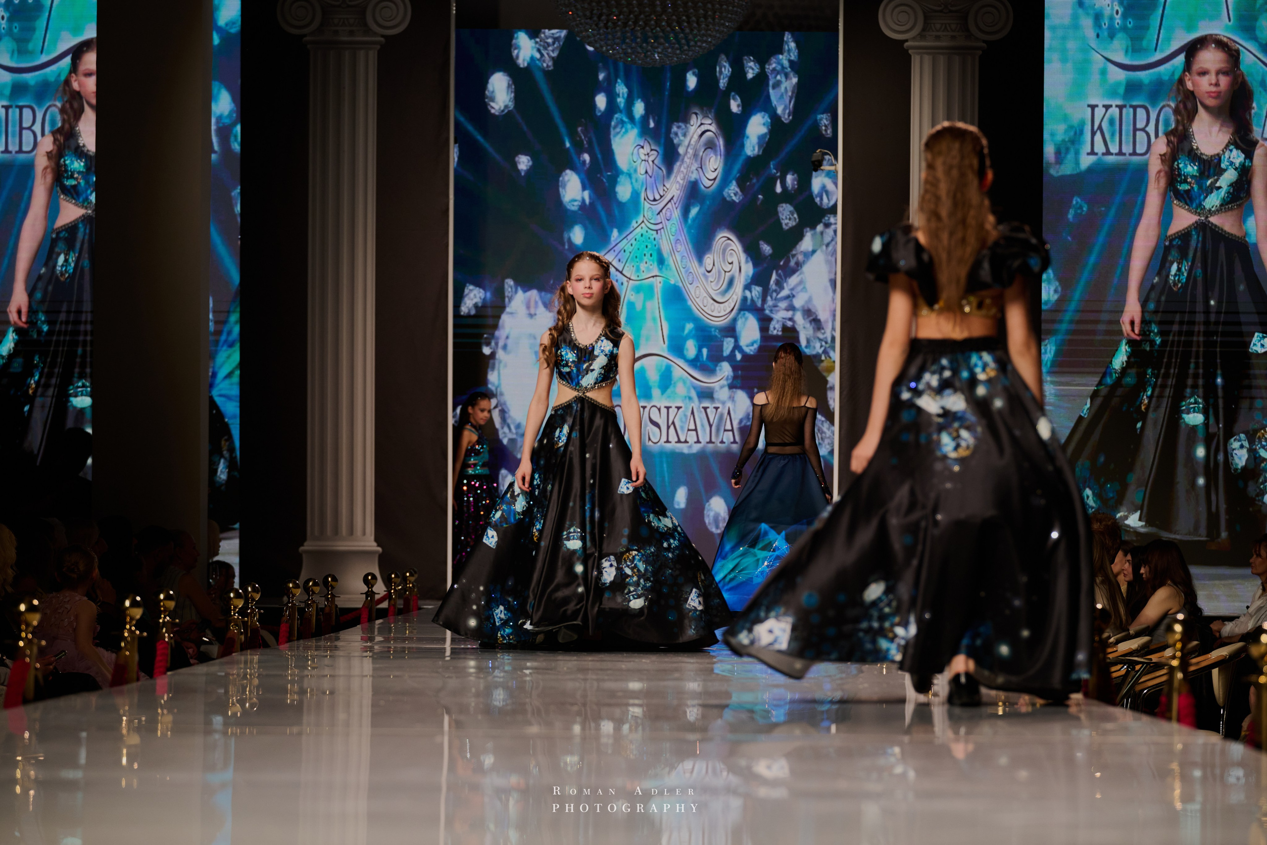 ESTET FASHION WEEK ВЕСНА — 2025. Фотограф Роман Адлер