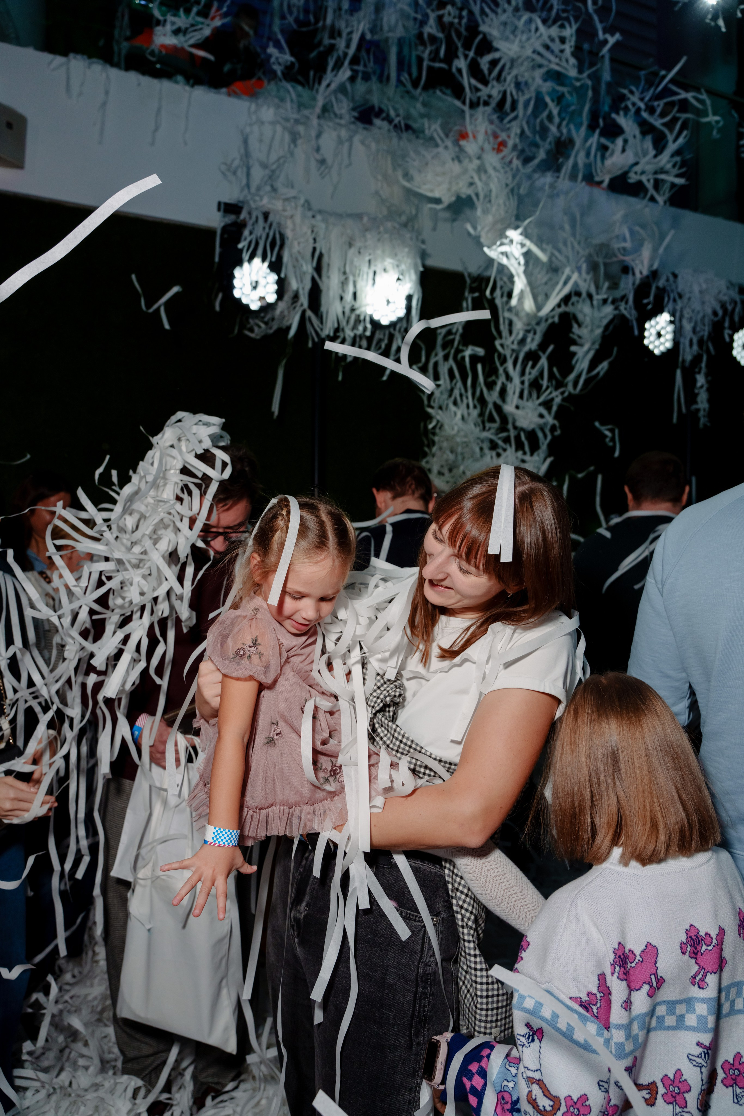 Репортажный фотограф VK Елка. Репортажный фотограф Москва Сергей Дружинин