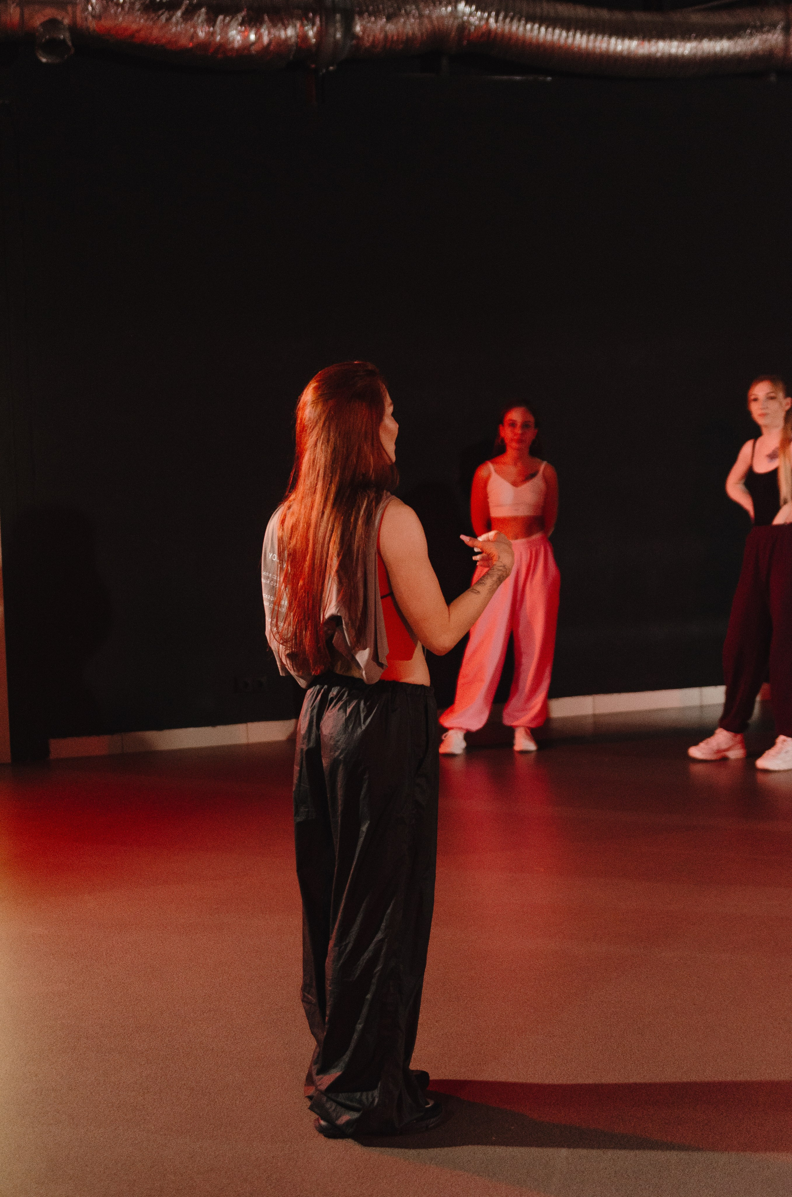 Мастер-классы по High Heels/Girly hip-hop от Оксаны ATTA. Денисова Аля — фотограф для парных съемок и индивидуальных историй в Барнауле