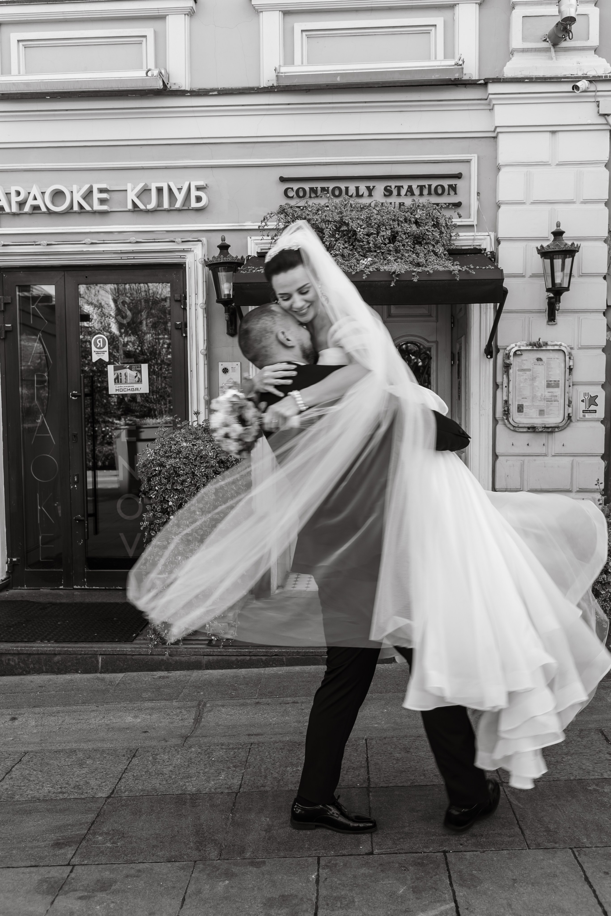 Роман & Алёна. Фотограф Антон Стренковский. Свадебная хроника в Москве