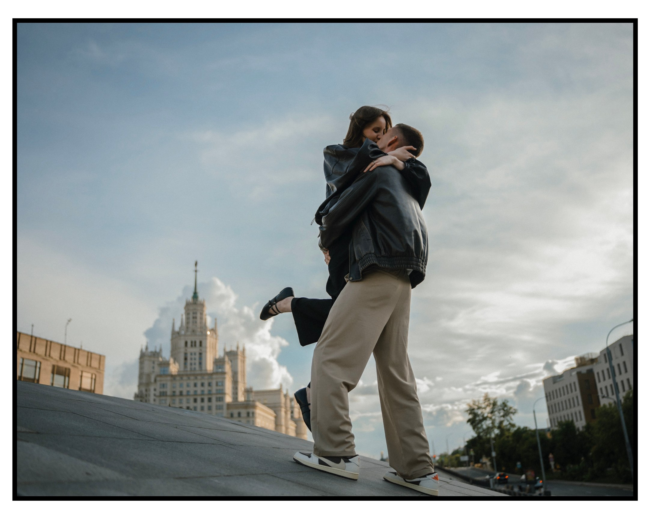 Л ю б о в ь. Снимаю по любви в Москве