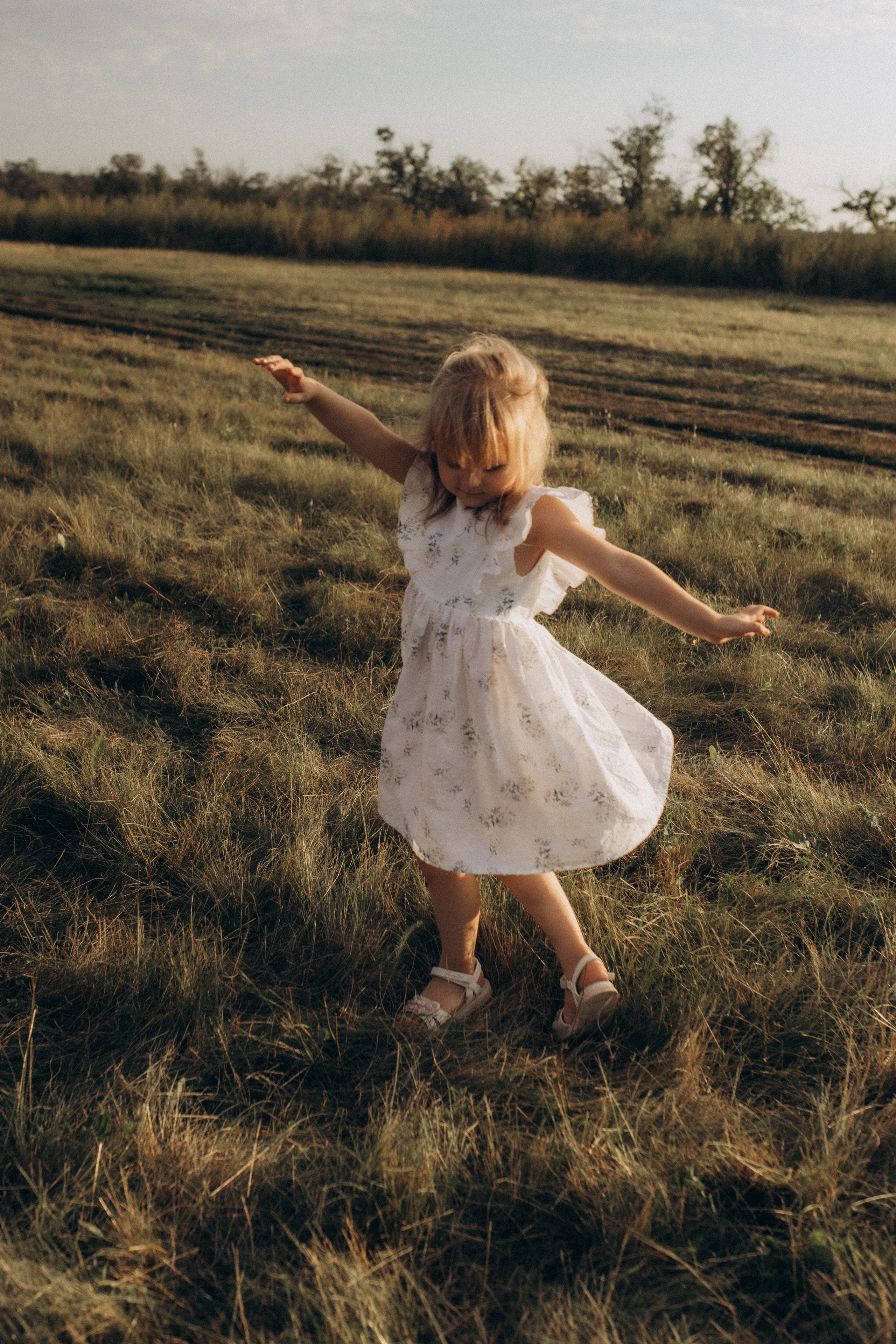 Летняя история в поле. Семейный фотограф lifestyle в Новосибирске Елена Шпилевая