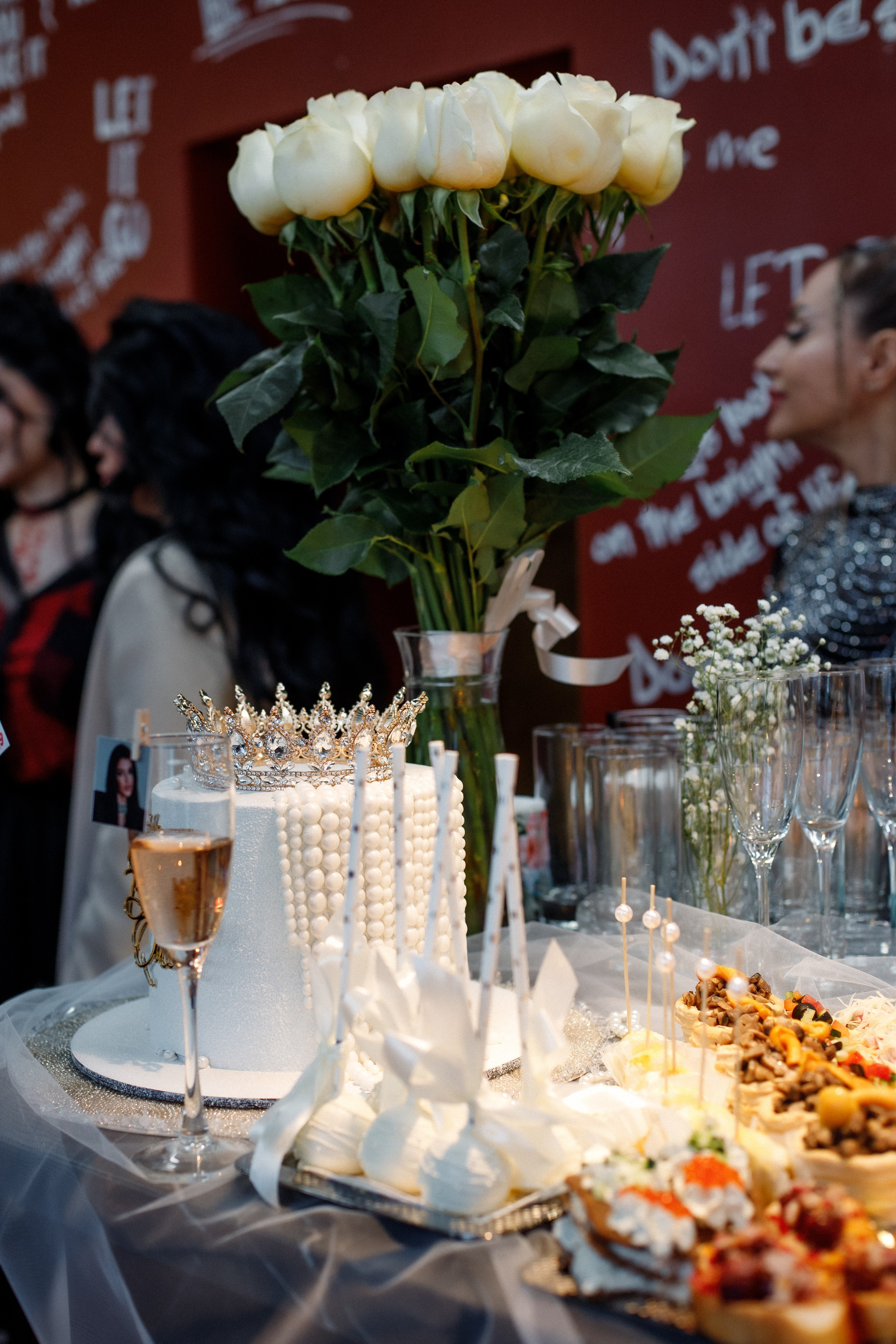 QUEEN KHV [12 ЛЕТ]. СВОИ. ФОТООТЧЕТЫ-СОБЫТИЯ-МЕСТА