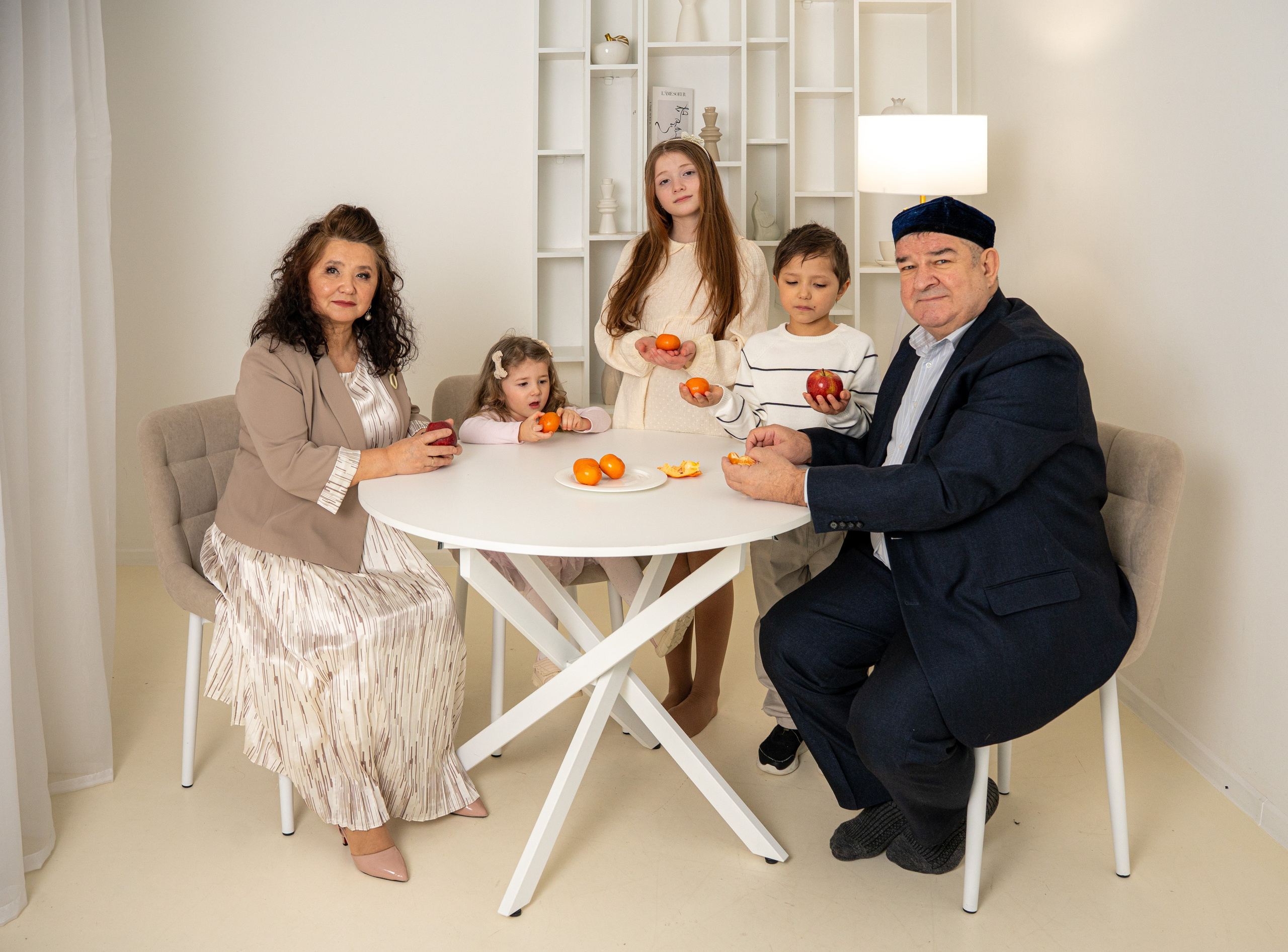 Семейная съёмка для Мадины. Студийный и портретный фотограф в САНКТ-ПЕТЕРБУРГЕИрина Махаон