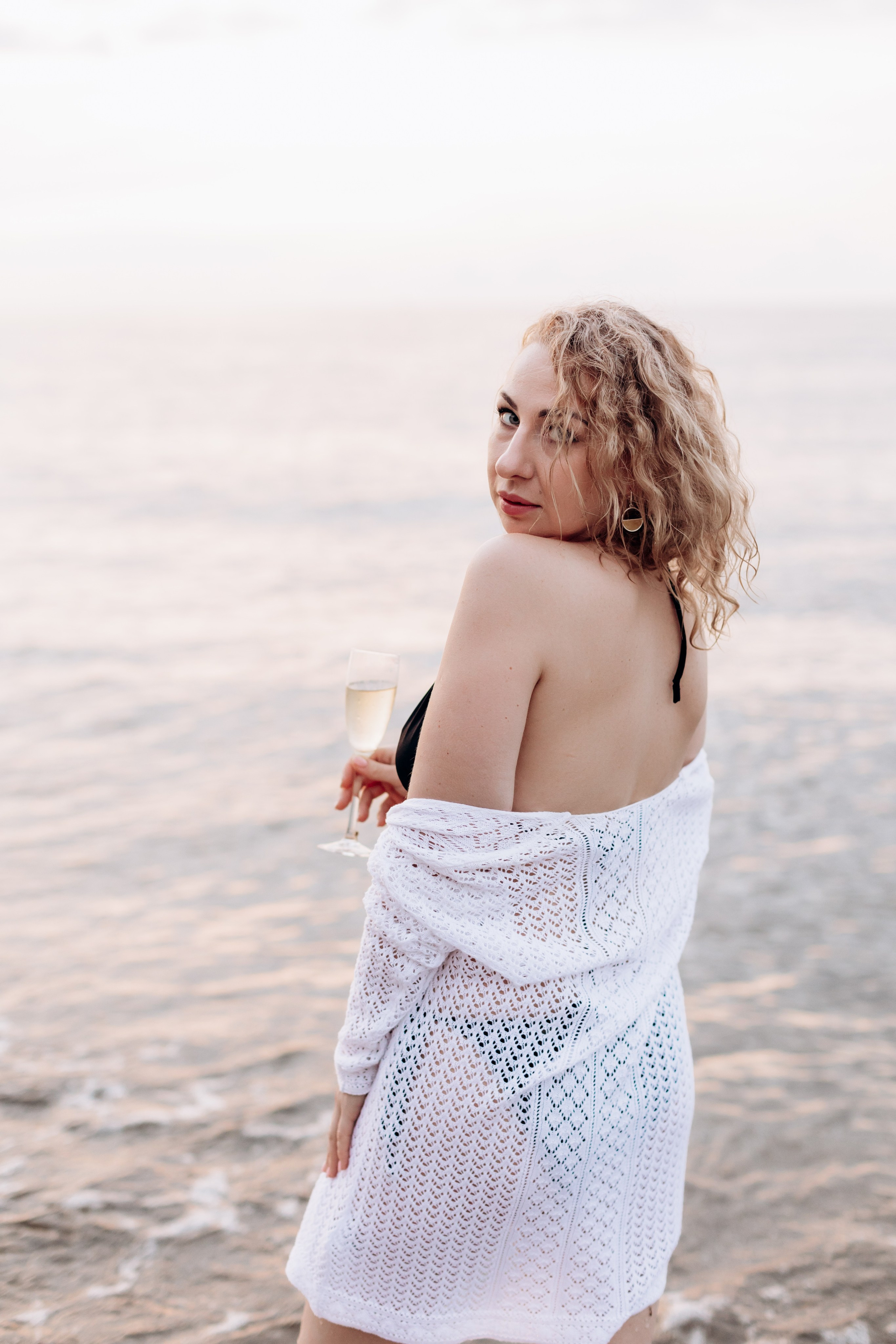 Подруги Отрадное море лето закат. Фотограф в Калининграде свадебная фотография, репортажная, фотосессии