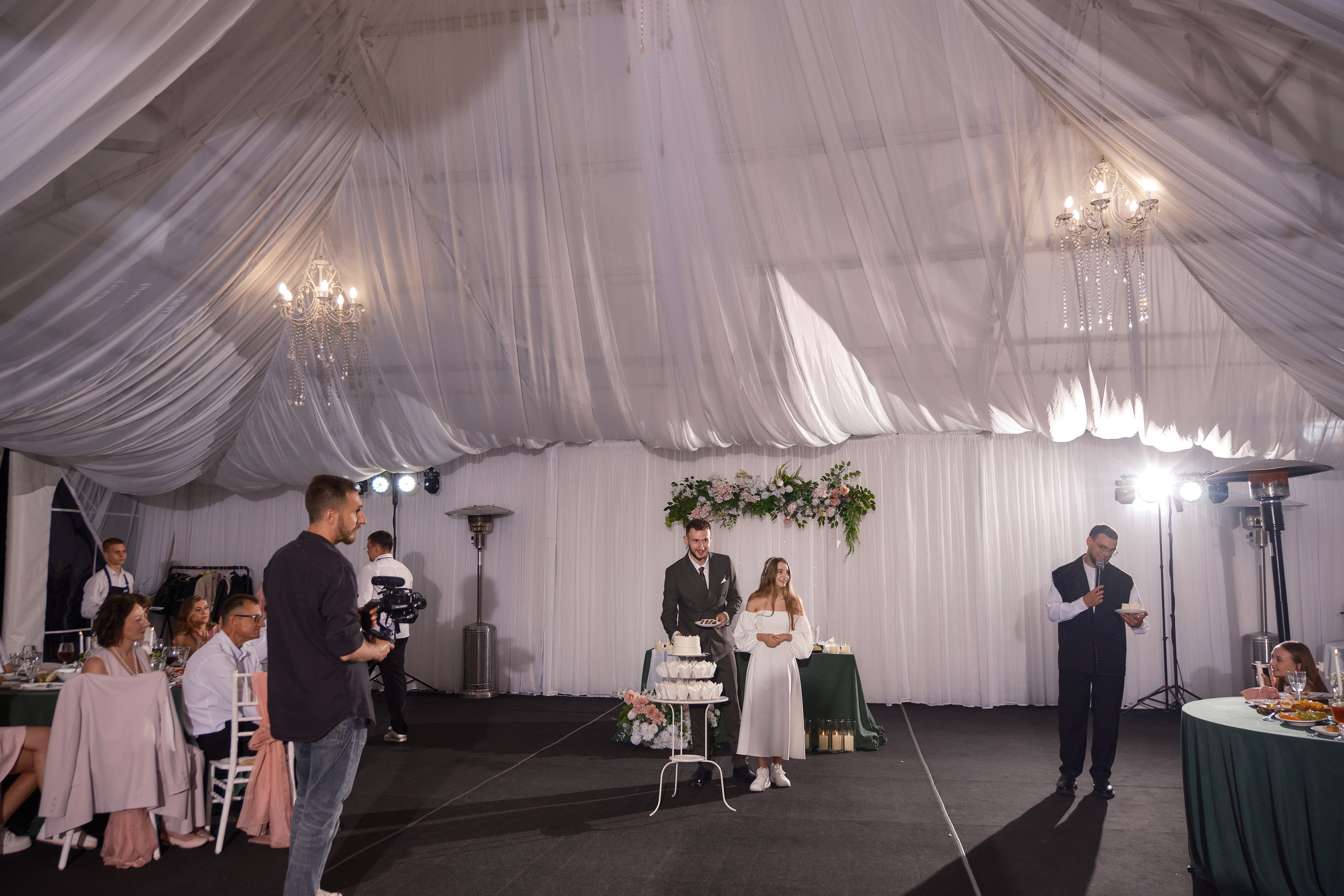 АРТЕМ И ЕКАТЕРИНА. Свадебный фотограф в Екатеринбурге Соседков Евгений