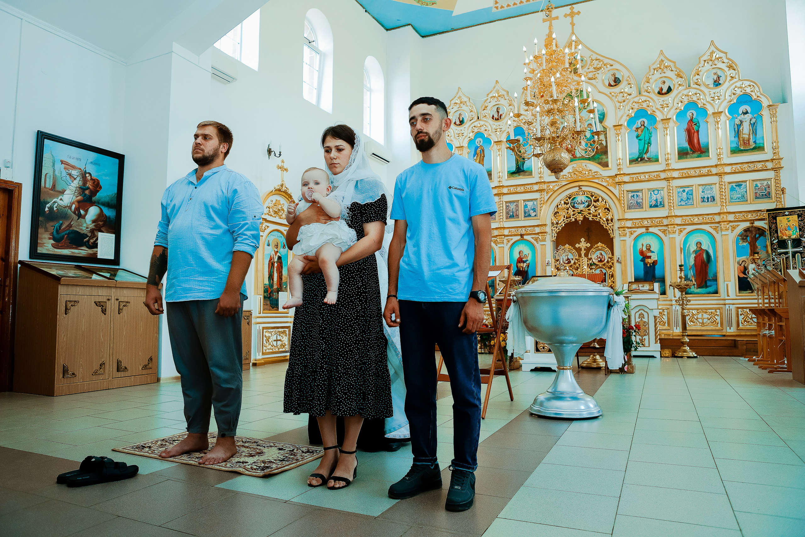 Таинство Крещения Отца и Дочери. Свадебный фотограф Евгения Фролова г. Каменск-Шахтинский, Донецк, Ростов