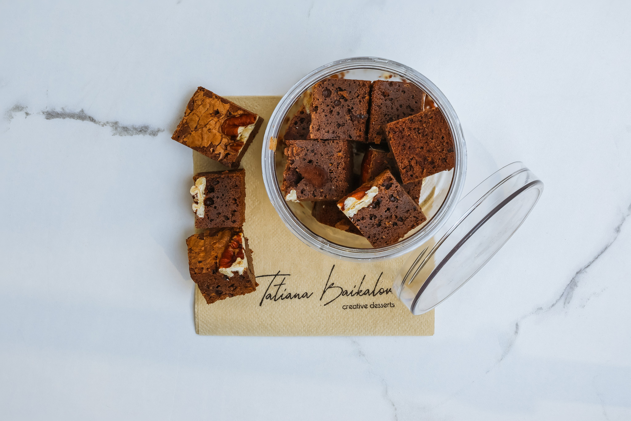 Creative Desserts. Photomantis