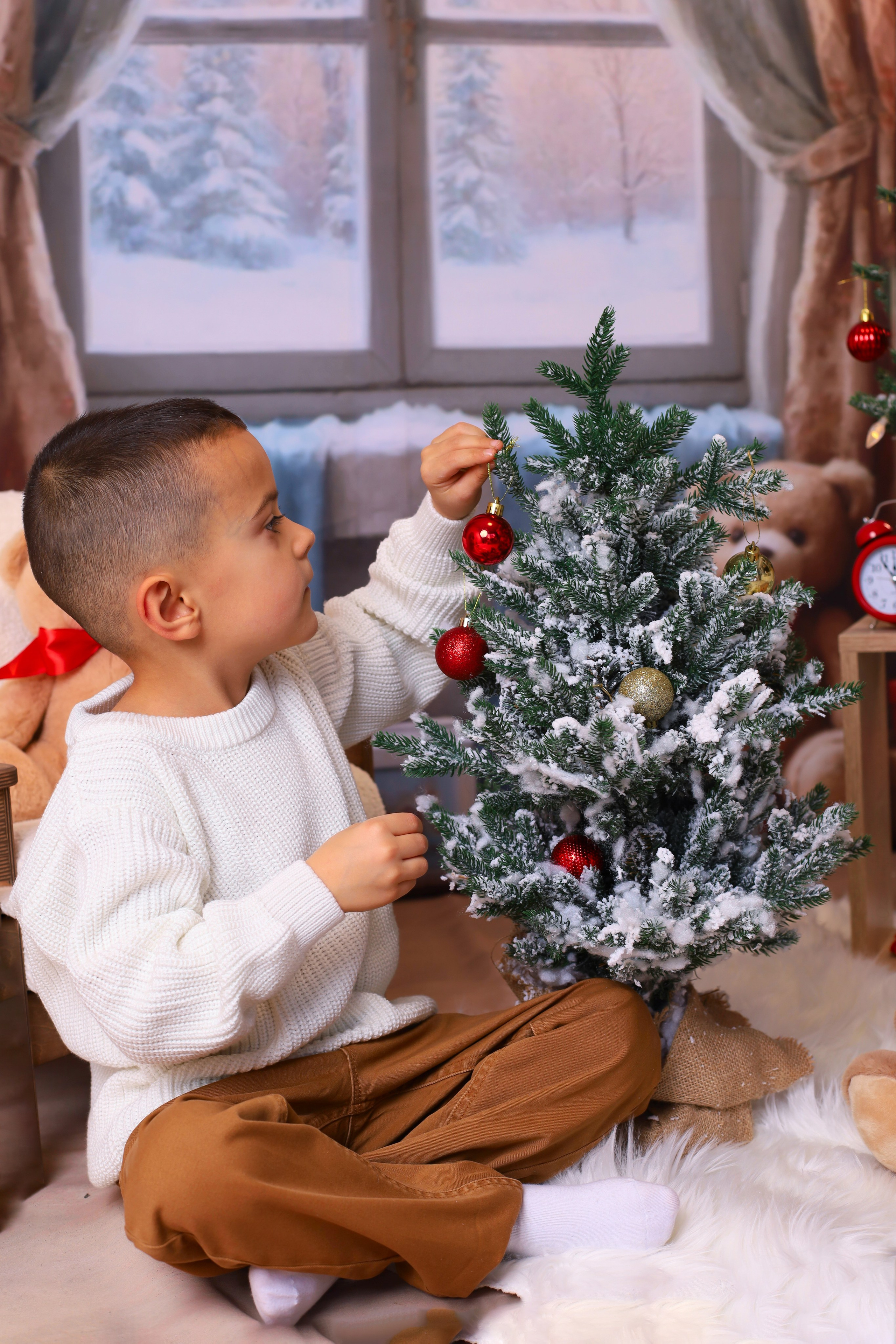 Новый год с мишками. Выпускные альбомы в Таганроге и Ростовской Области