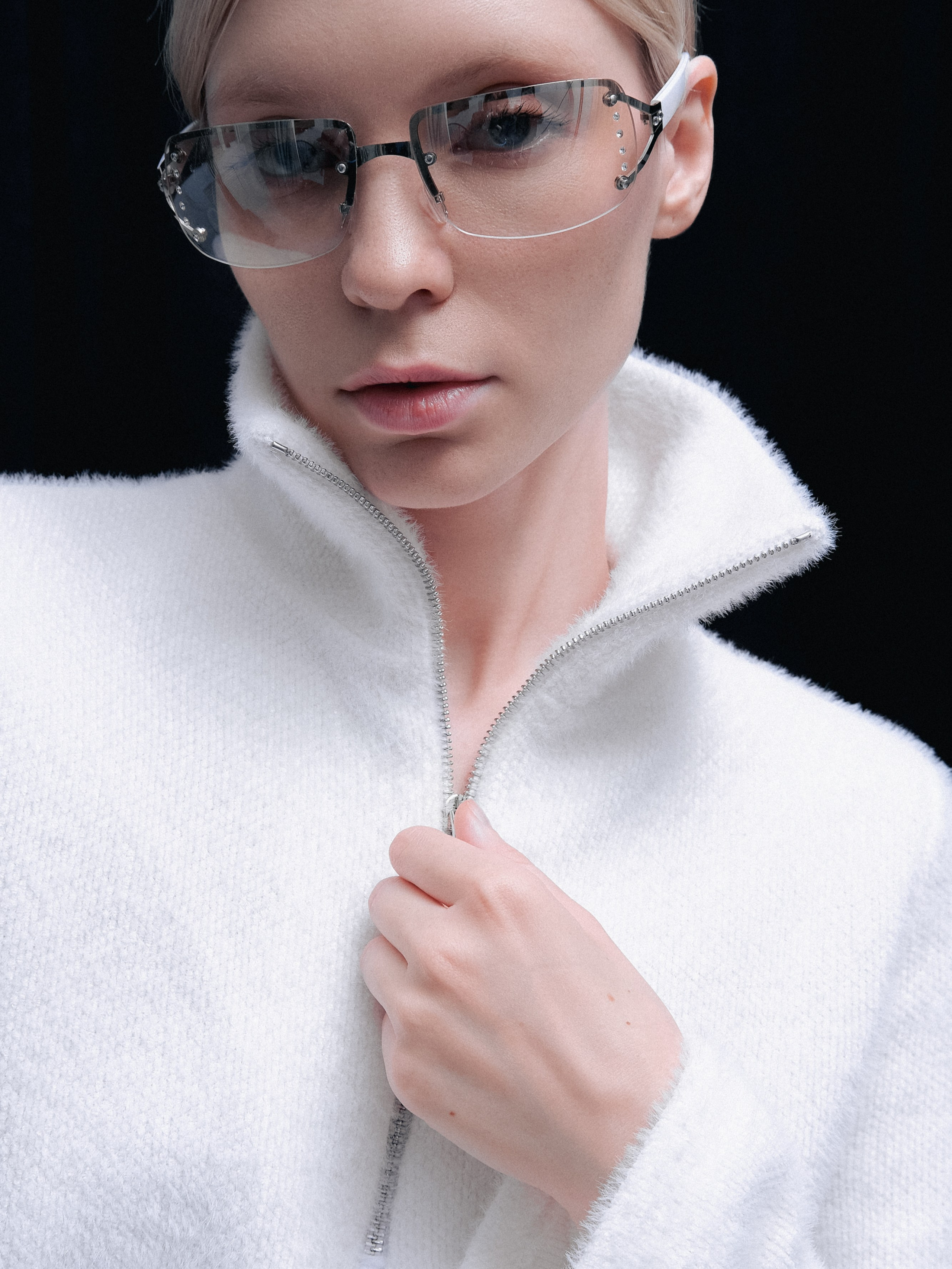 RIZZLE. CHRISTINA GRIG // photographer, content creator