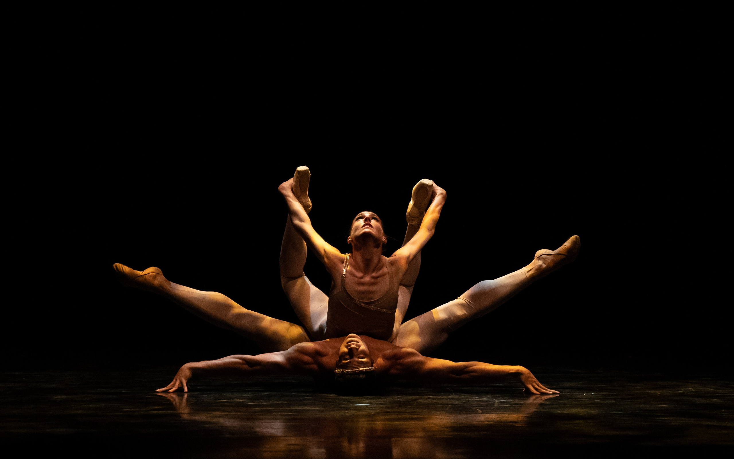 Emily Adams & Hadriel Diniz. LIGHT RAIN By Gerald Arpino,  2023, Ballet West.