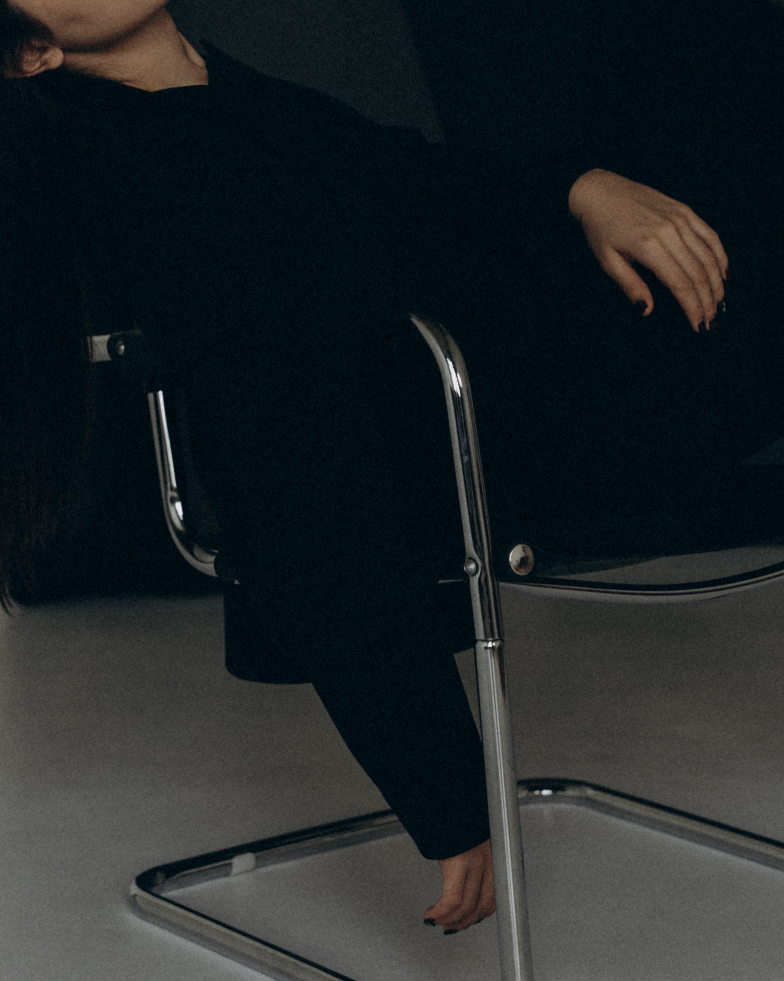 TOTAL BLACK. WEDDING