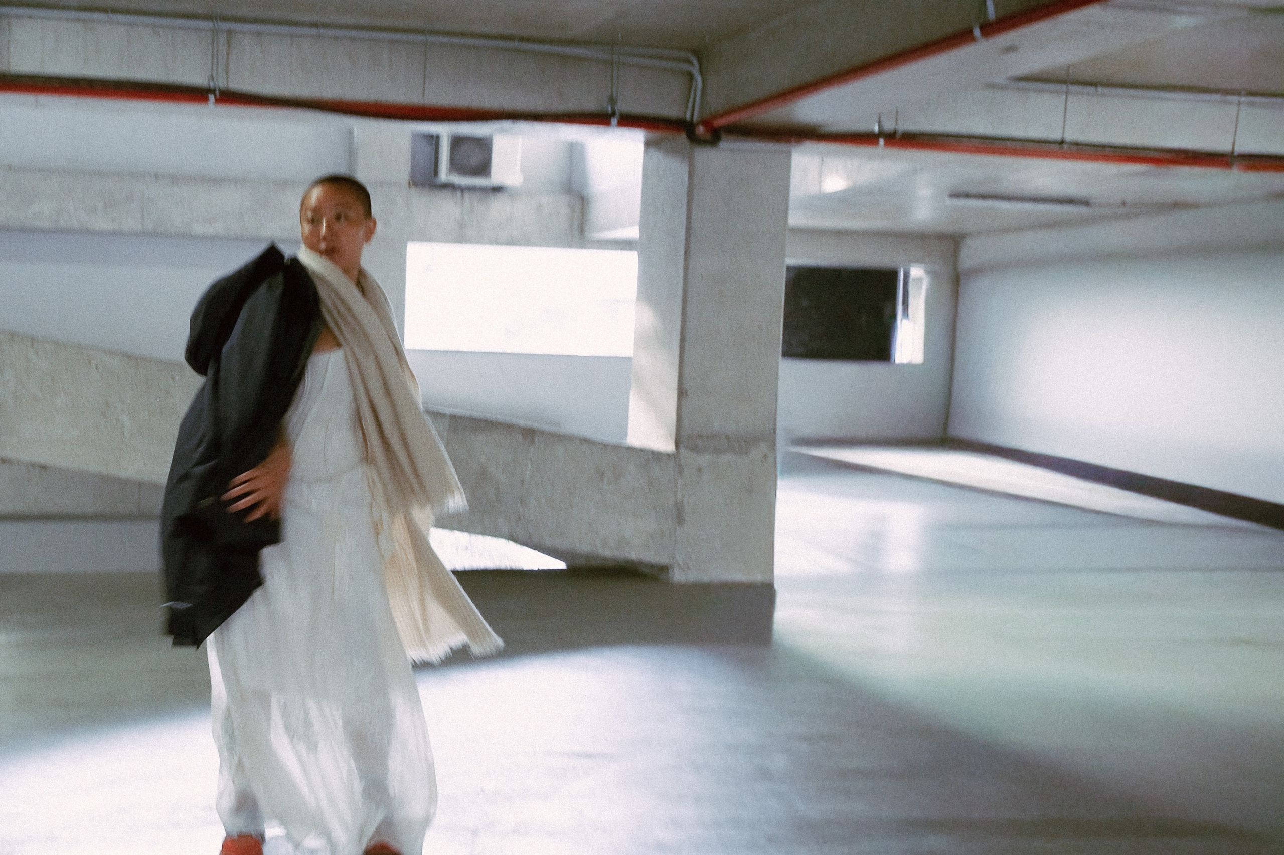 Tibetan girl. Photographer Tbilisi