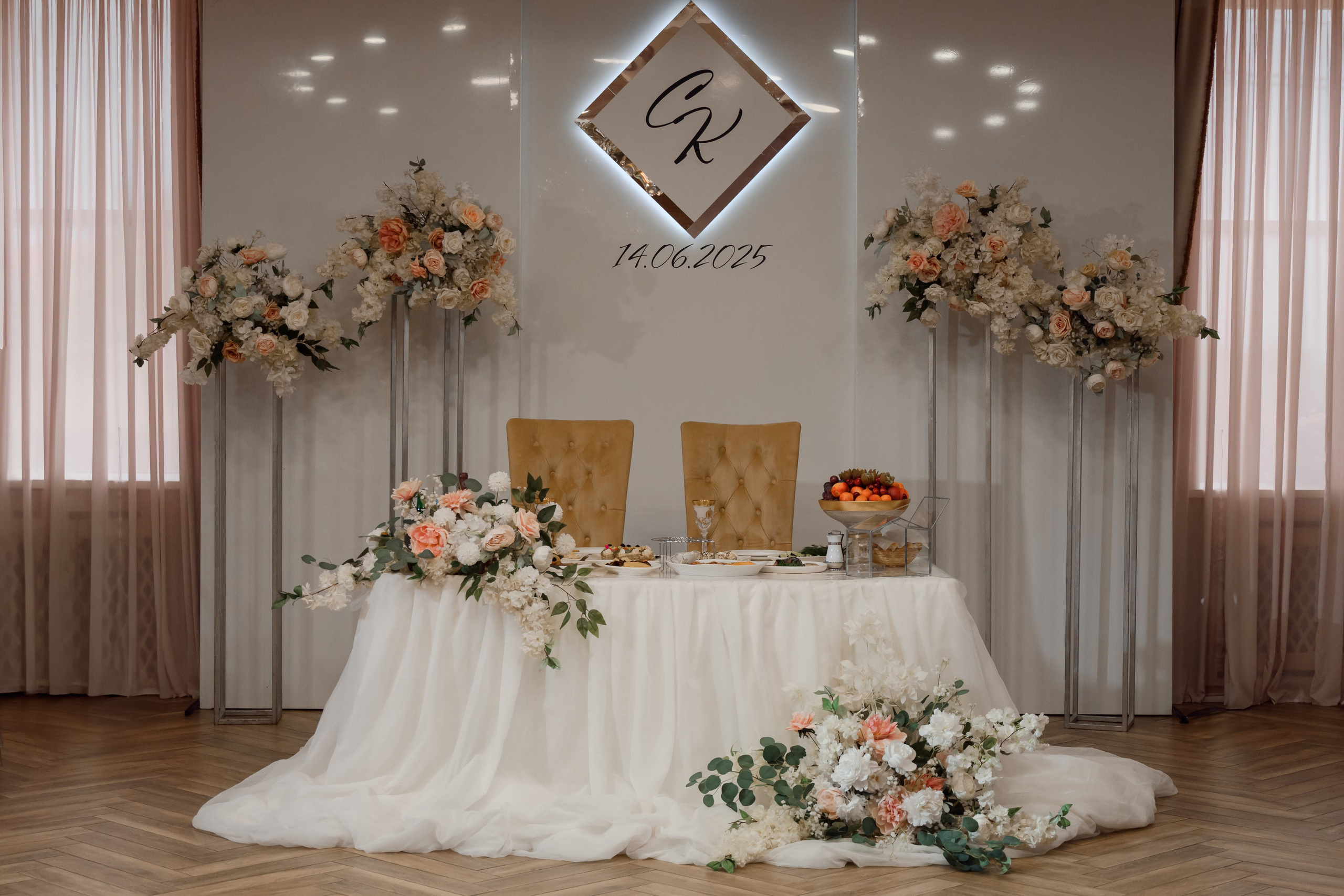 С + К. Свадебный фотограф в г. Астрахань. Так же выезжаю в другие города