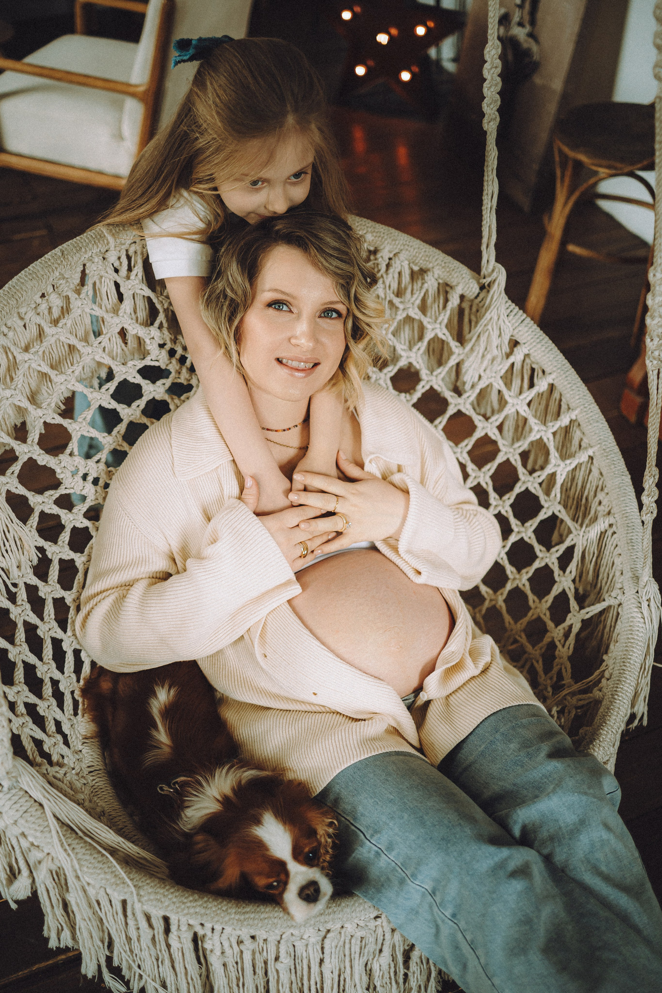 Валя, Вася, Аня и Ириска