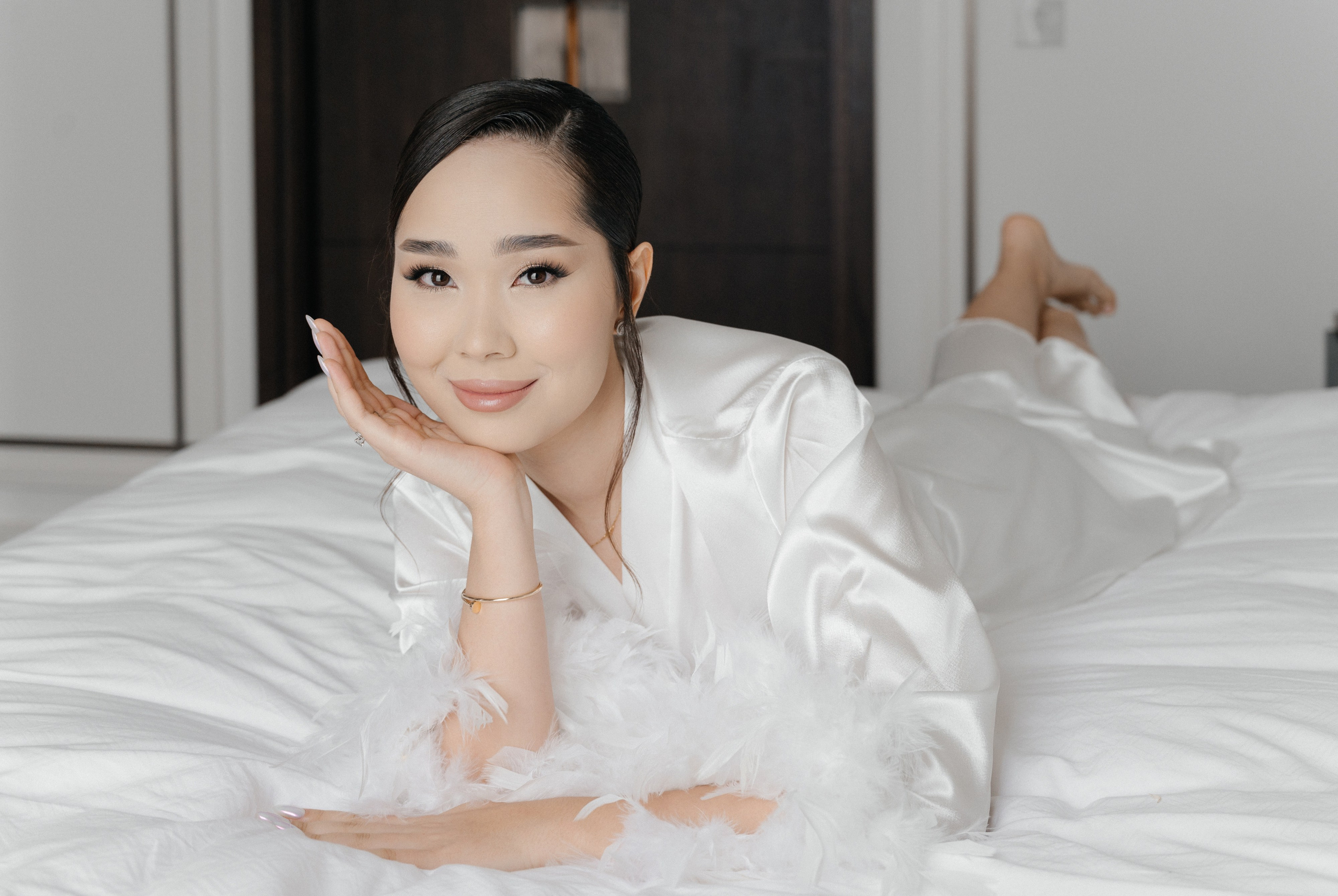 ANEL QYZ UZATU. HOME