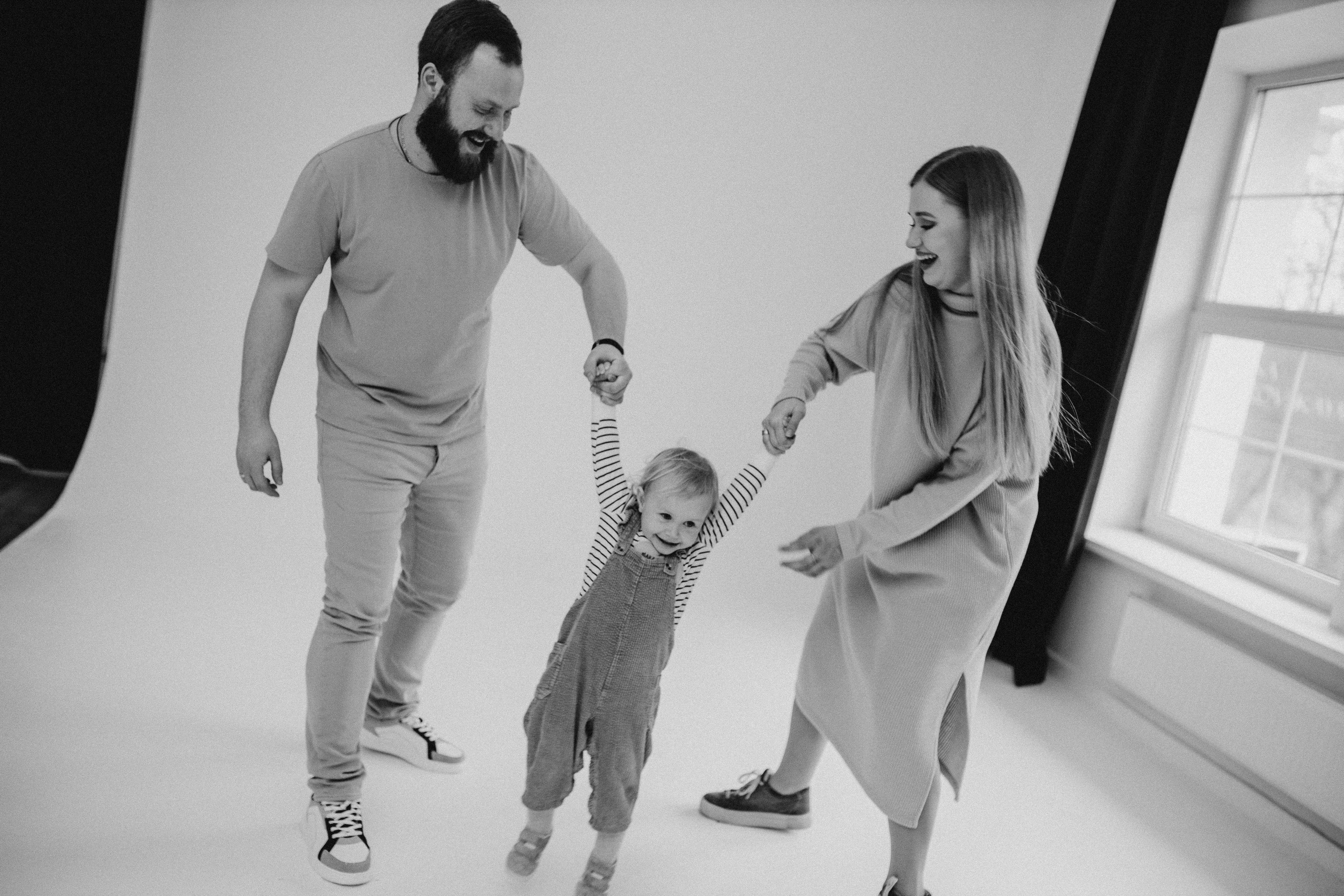 КАЛІ ЎСЕ ДОМА. Фотограф Юля Королёва