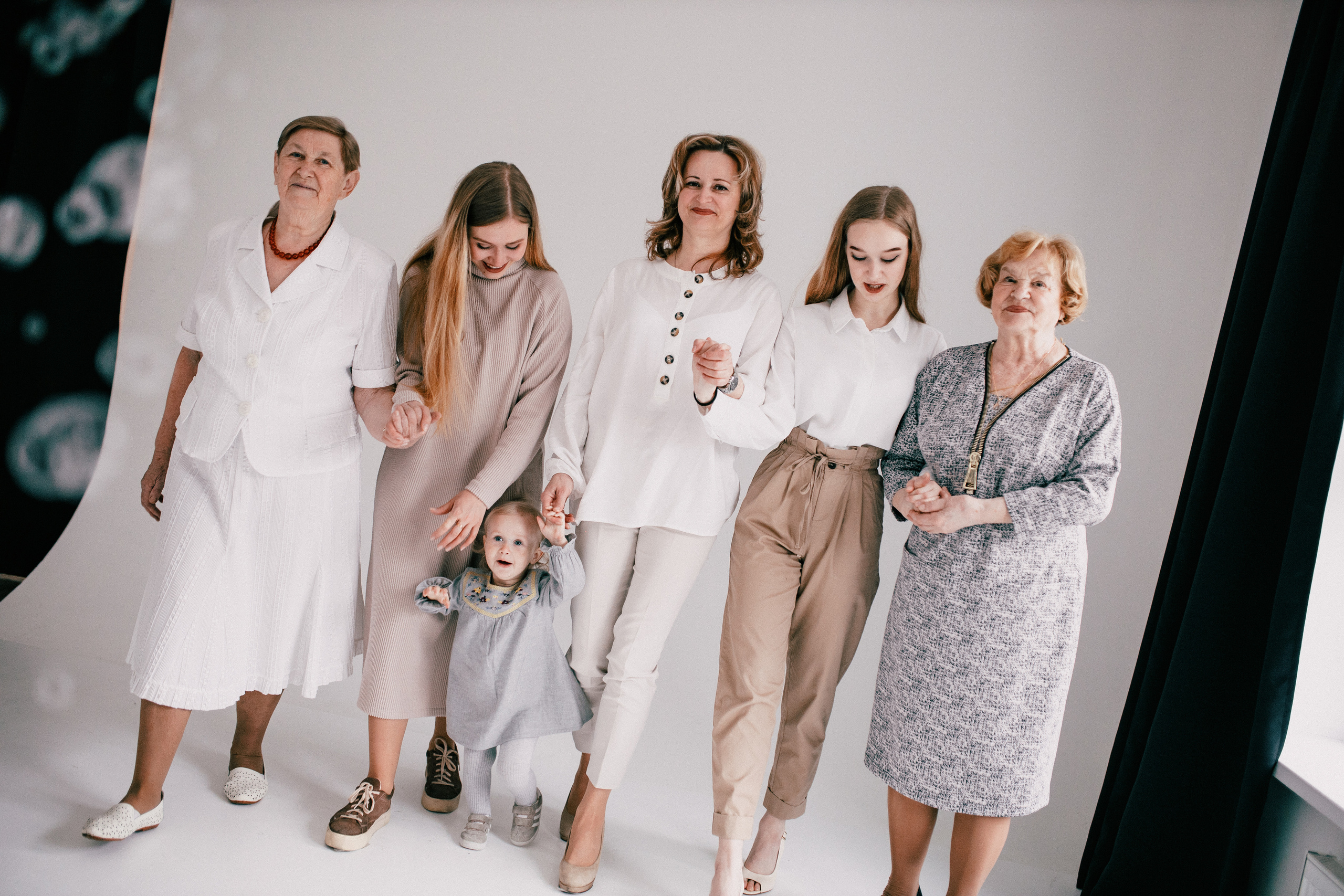 КАЛІ ЎСЕ ДОМА. Фотограф Юля Королёва