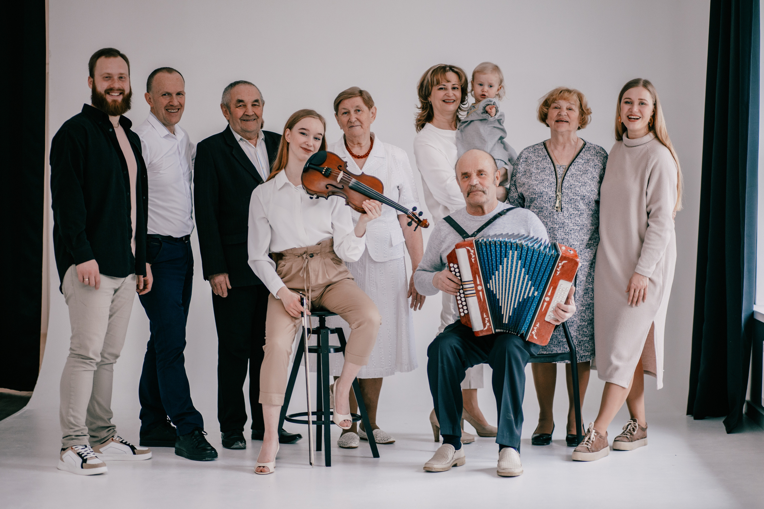 КАЛІ ЎСЕ ДОМА. Фотограф Юля Королёва