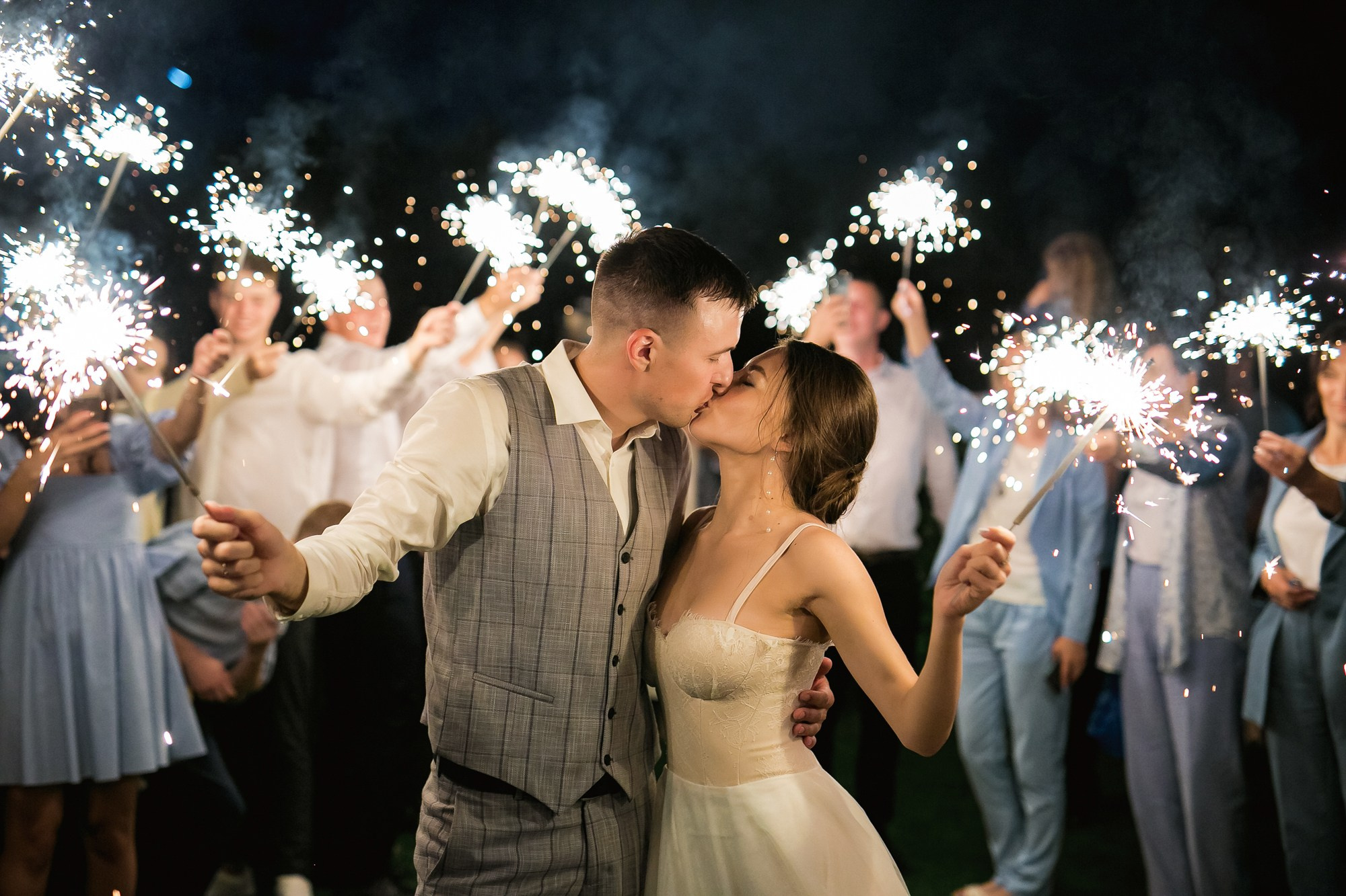Свадебный фотограф Барнаул. Свадебный репортажный и фуд фотограф в Барнауле Гайфулин Виталий