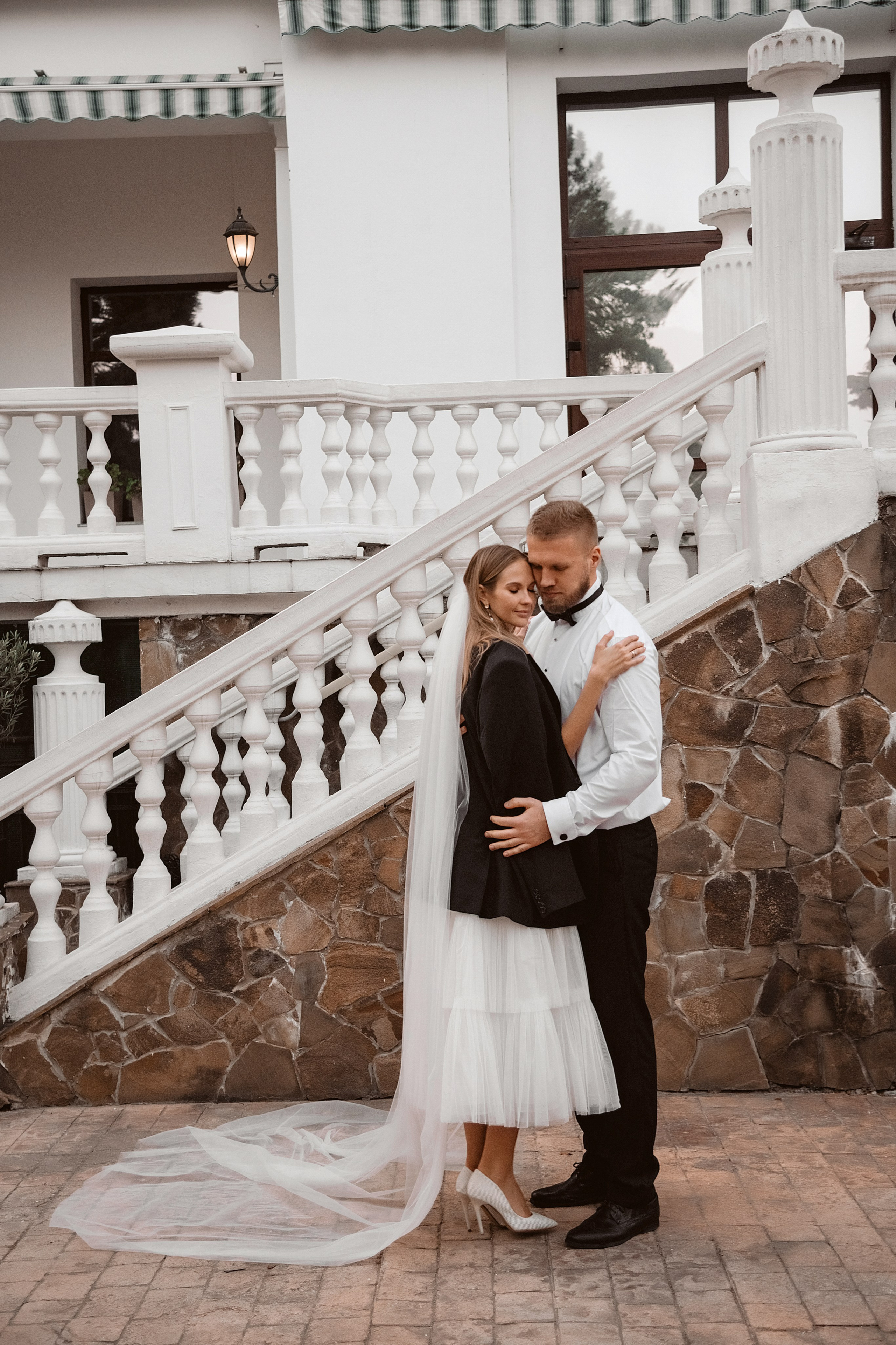 Свадебная фотосессия в отеле RIVIERA SUNRISE RESORT & SPA. Свадебный и семейный фотограф и видеограф, Крым, Москва, Санкт -Петербург