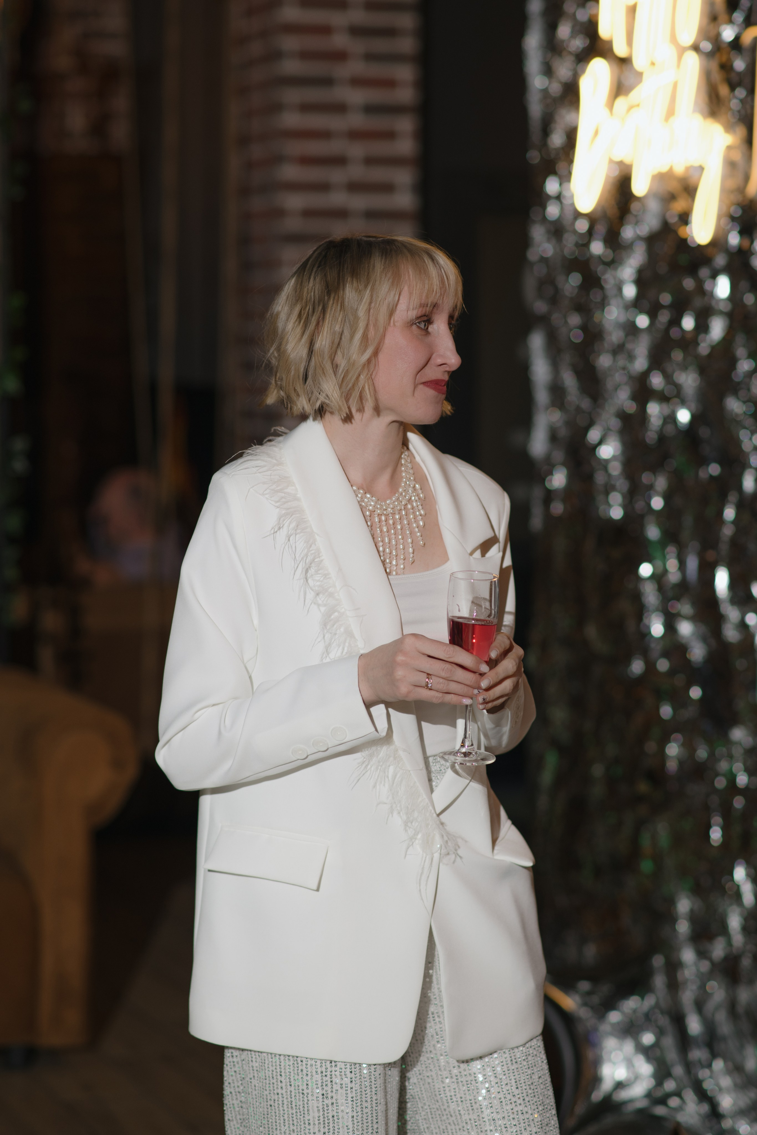 День рождения Томы — Let`s Talk Bar. Свадебный фотограф Екатеринбург/Челябинск — Любовь Волохова