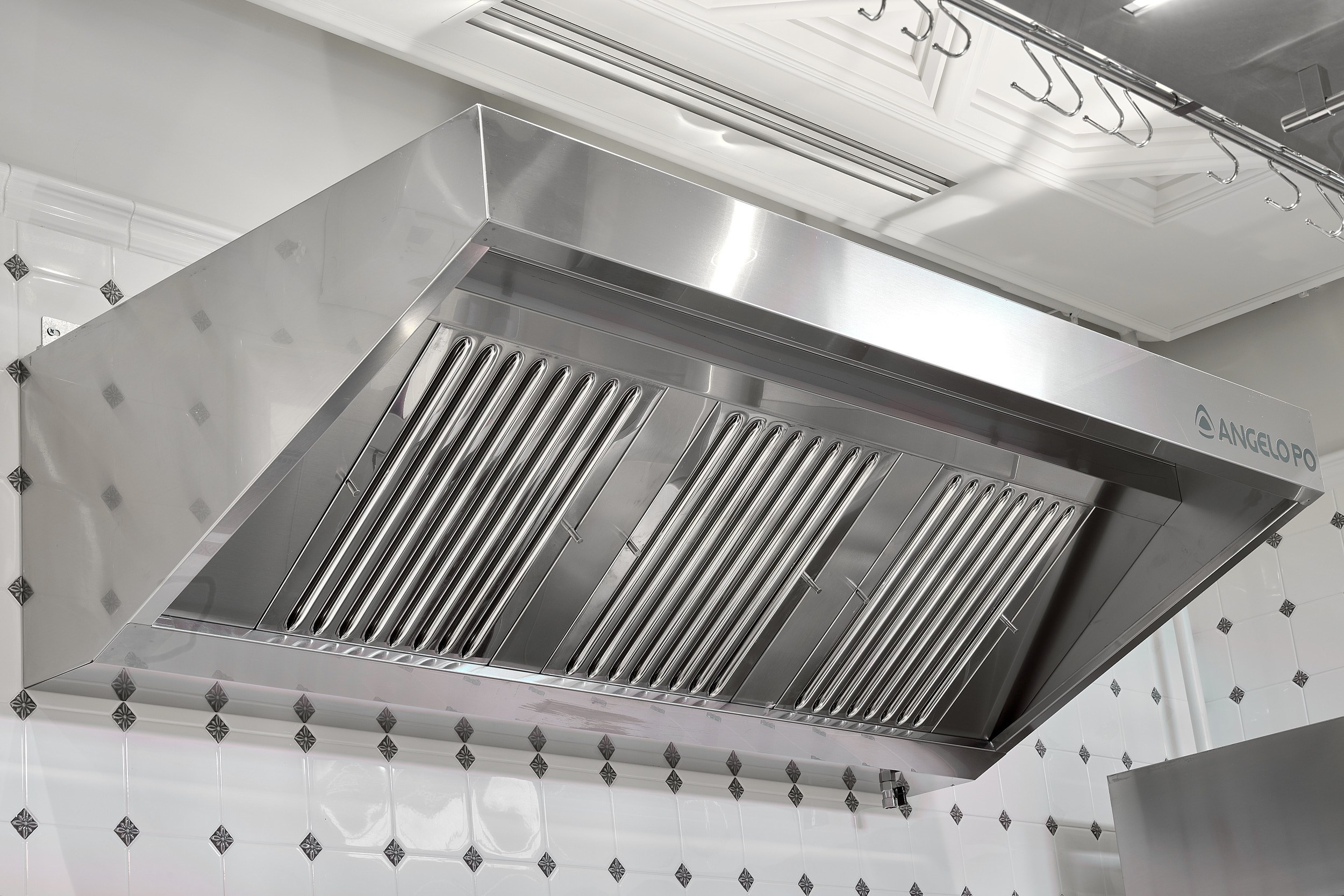 Профессиональная кухня Angelo Po. Предметный фотограф в Москве