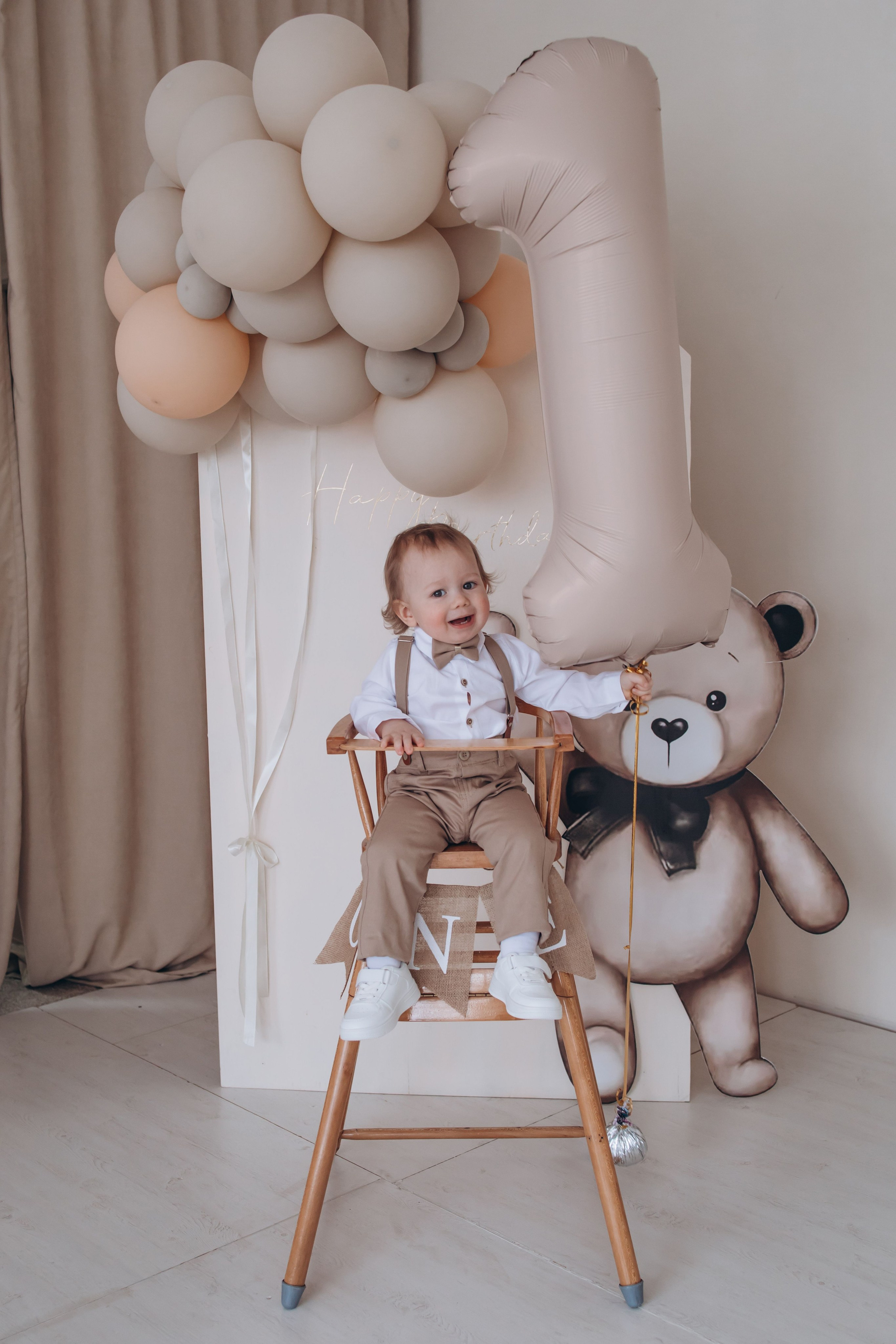 Годик Степе. Семейный фотограф Нижневартовск Тюмень Ефимова Ирина
