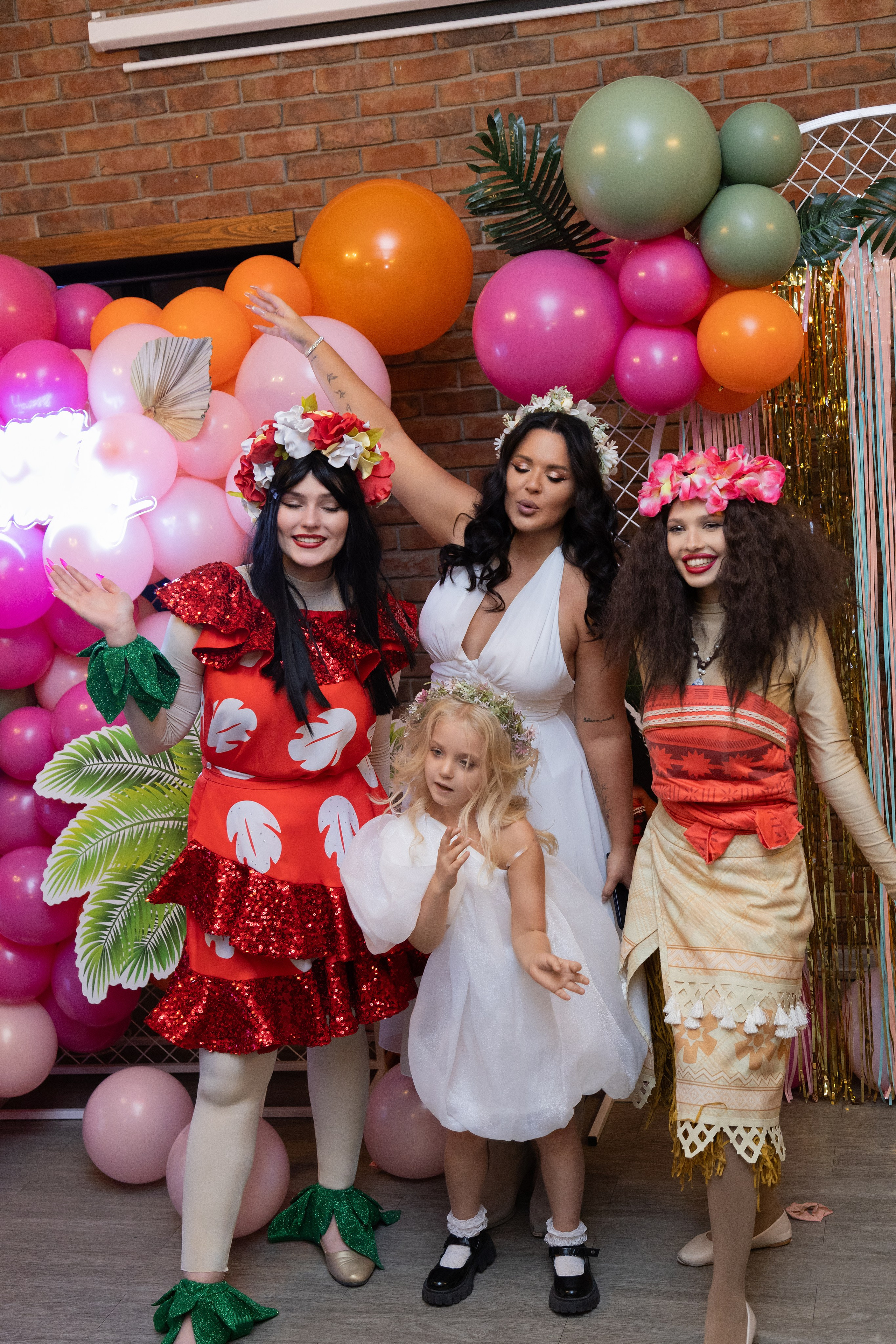 День Рожденья Оливия 7 лет. Портретный Студийный и уличный фотограф Москва. Индивидуальные, Семейные, Беременность, Будуар, Каталог, контент съемки для блога и бизнеса