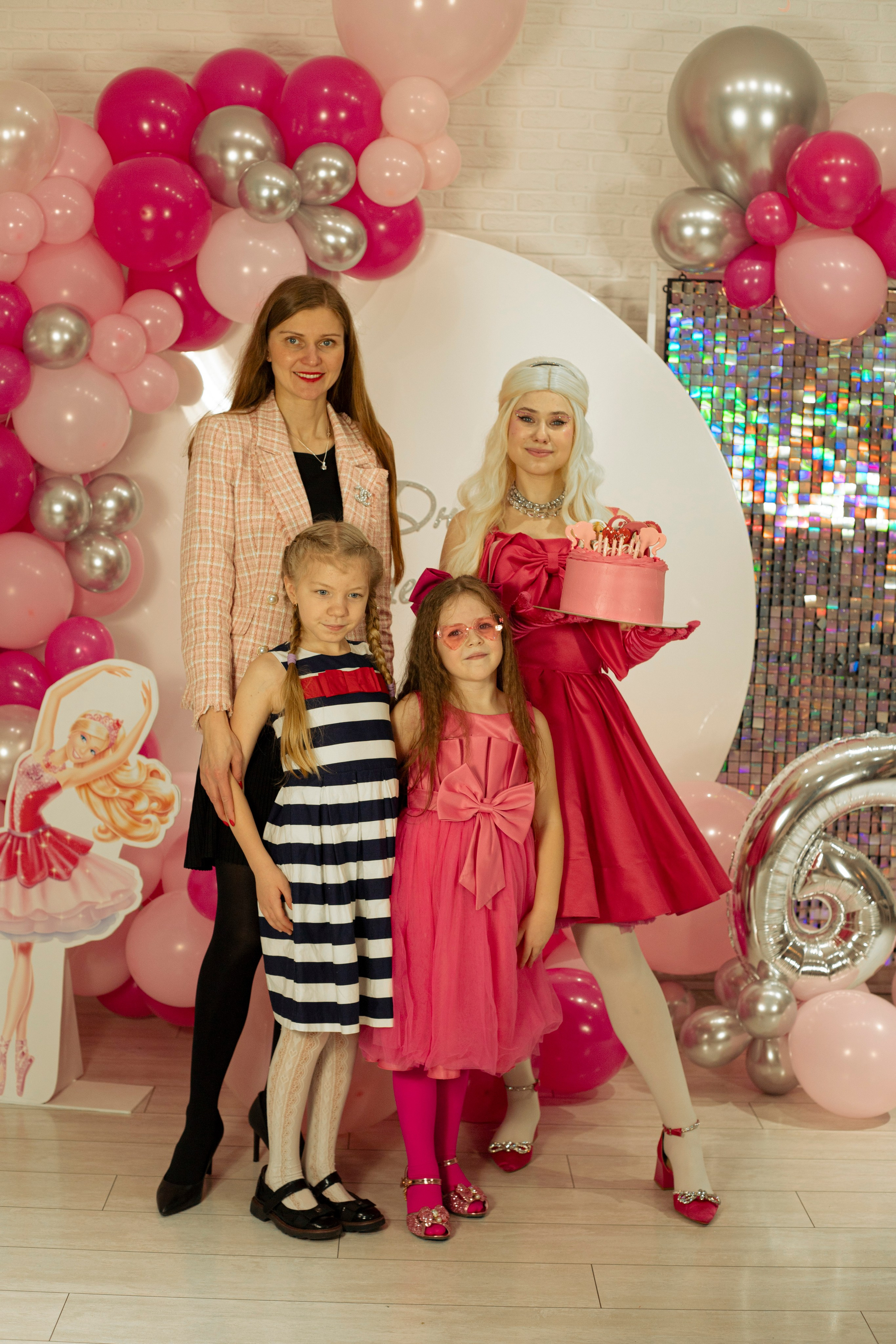 Репортаж: ДР в Барбиленде