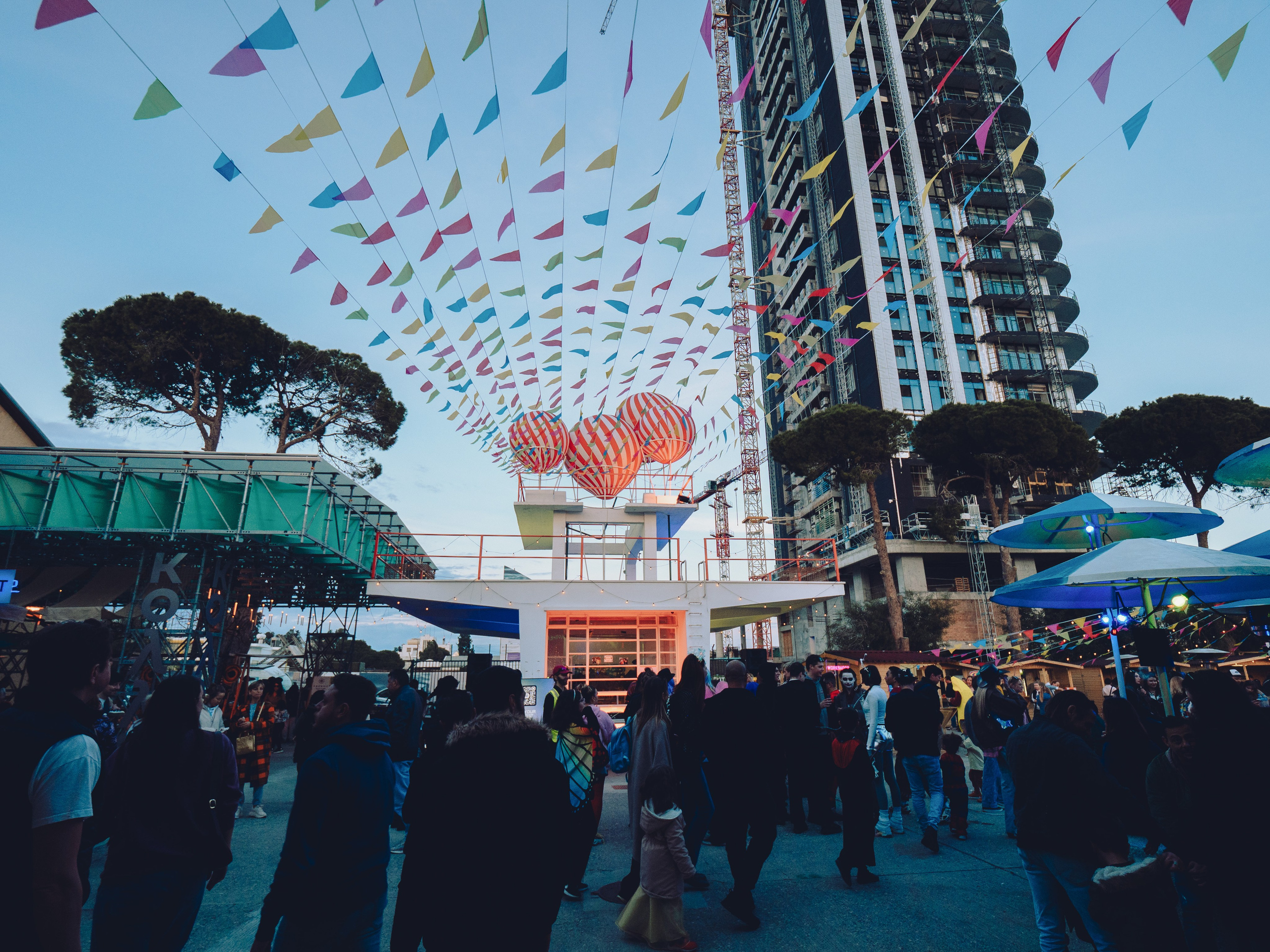 Cyberness market Carnaval. Свадебный и семейный фотограф Ирина Чернова
