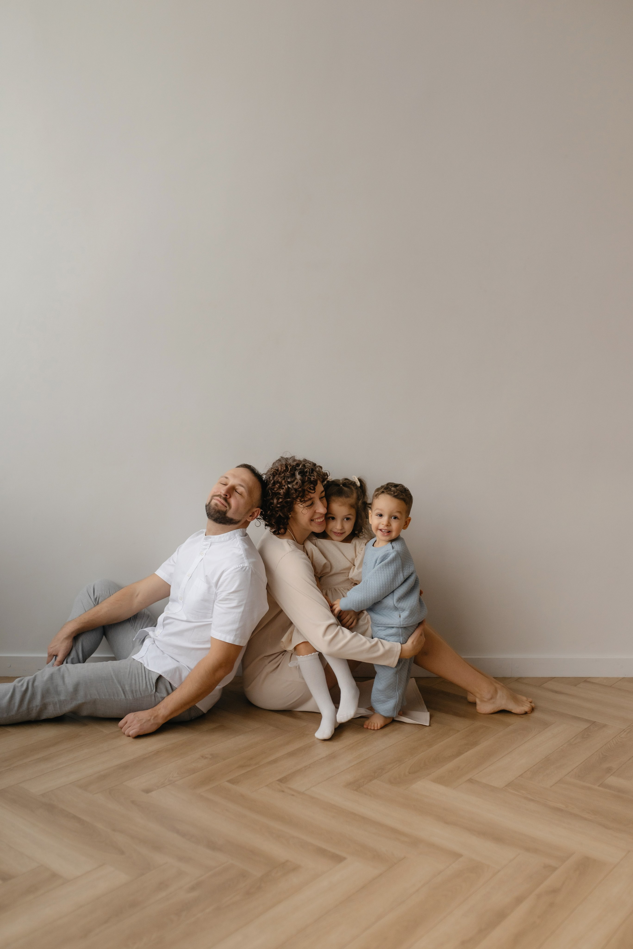 Семейная новогодняя съемка в студии. Семейный и портретный фотограф Нижний Новгород